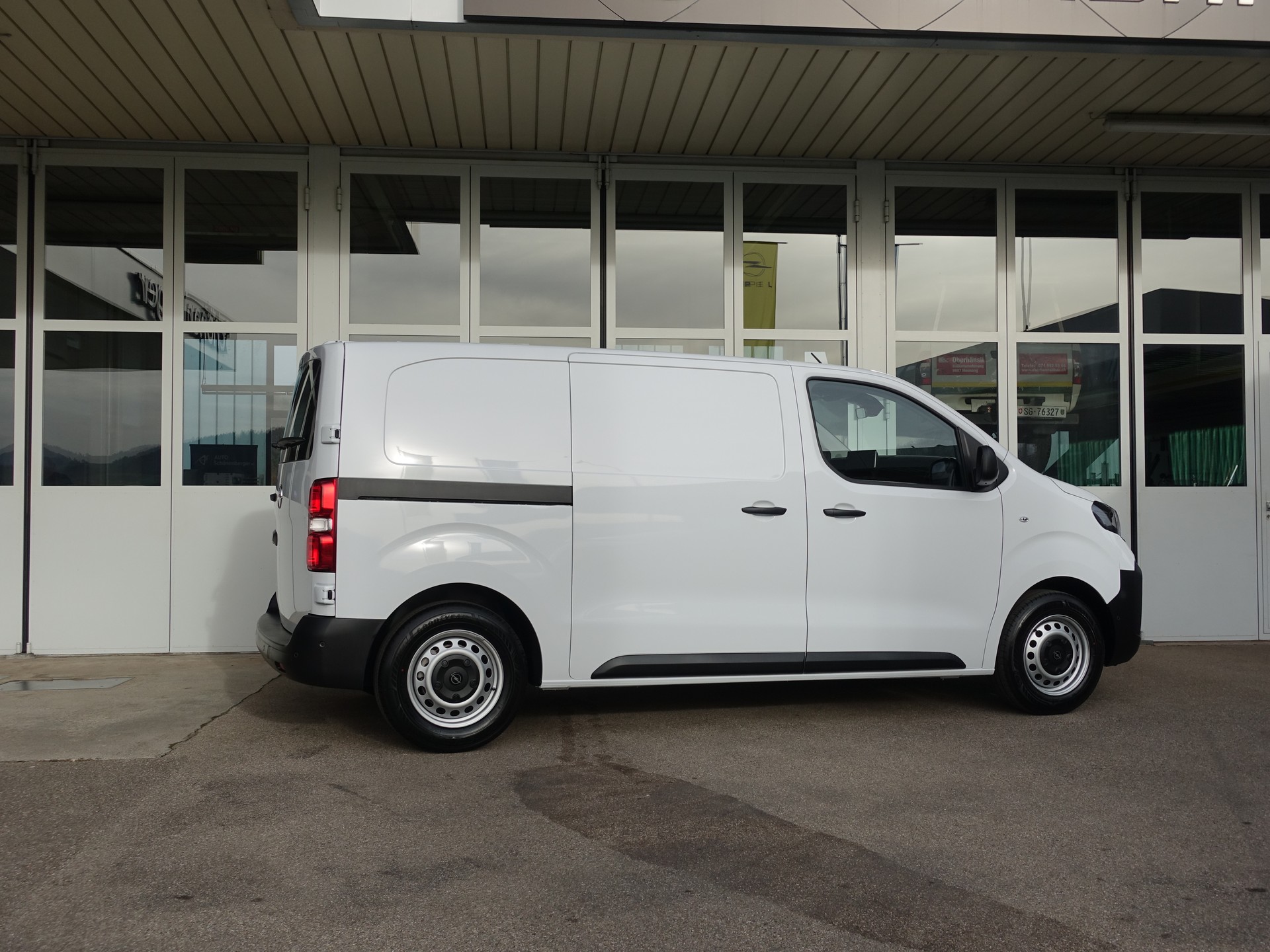 OPEL Vivaro Cargo 1.5 D s/s M Nettopreismodel-image-24