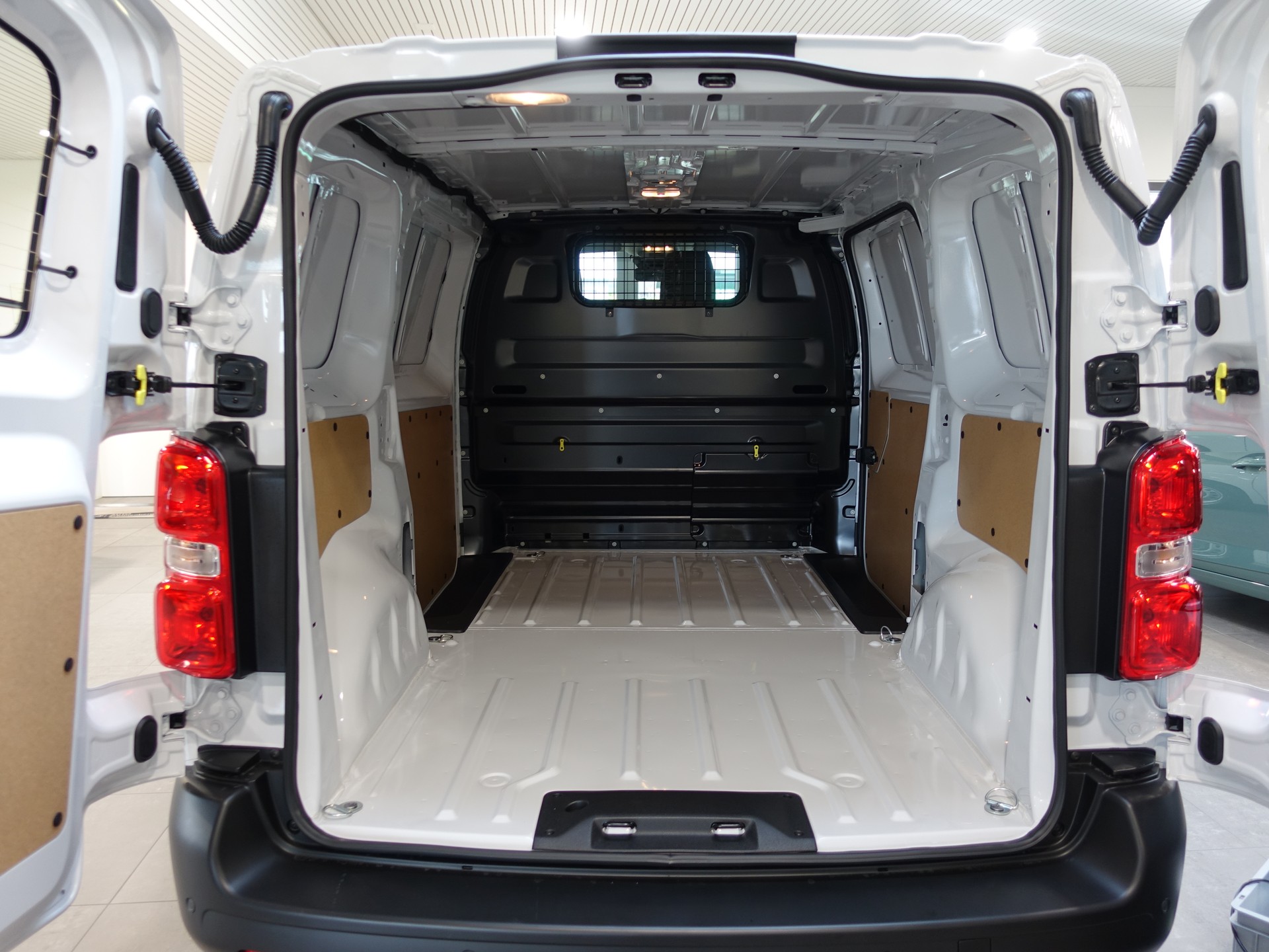 OPEL Vivaro Cargo 1.5 D s/s M Nettopreismodel-image-12