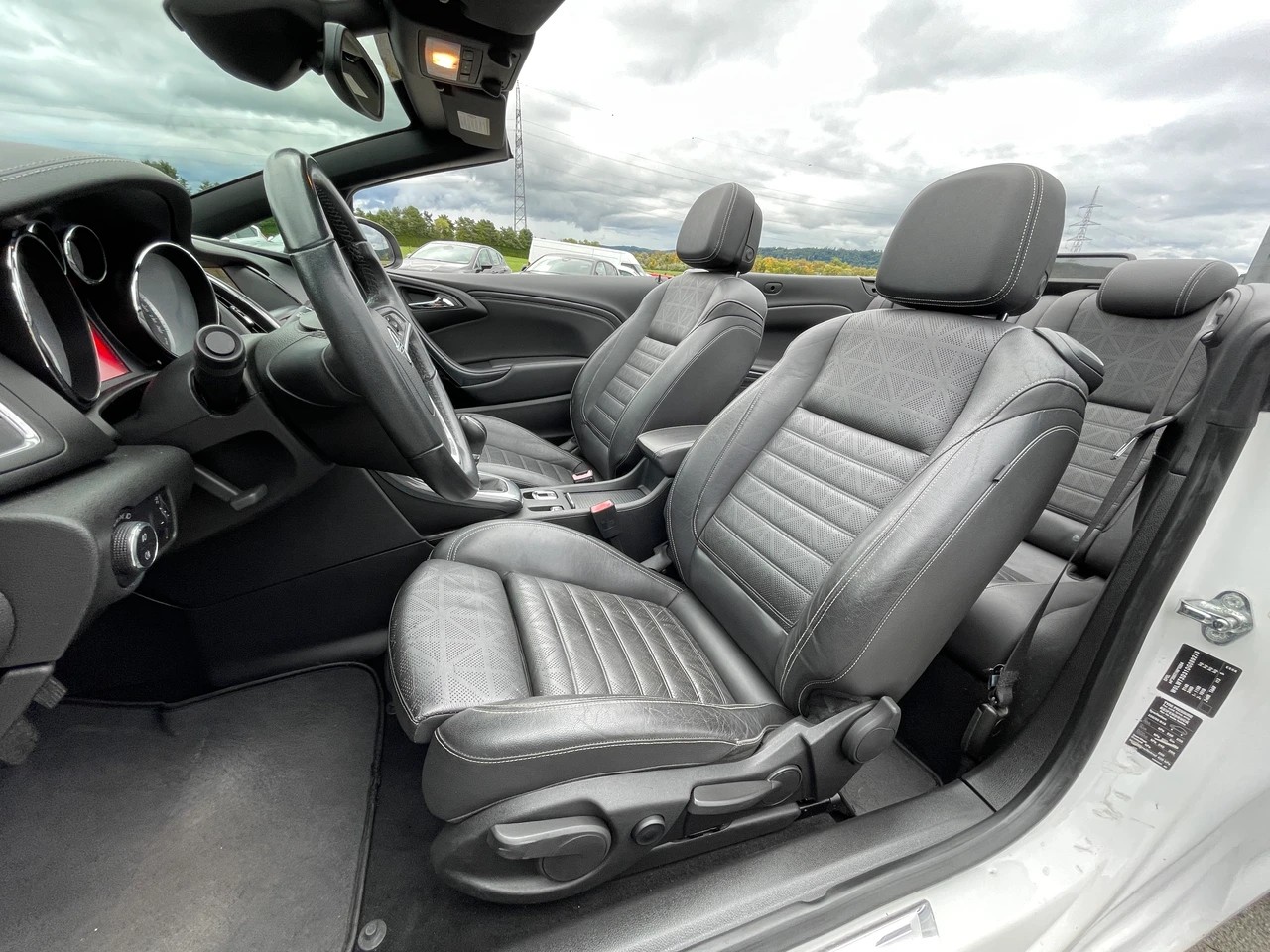 OPEL Cascada 1.6i 16V Cosmo-image-12