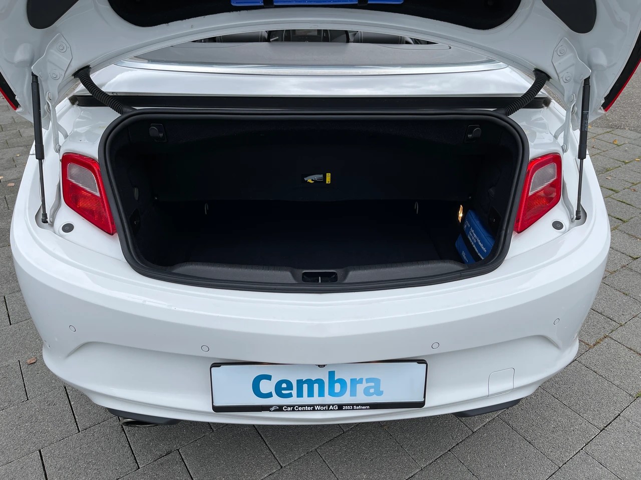OPEL Cascada 1.6i 16V Cosmo-image-14