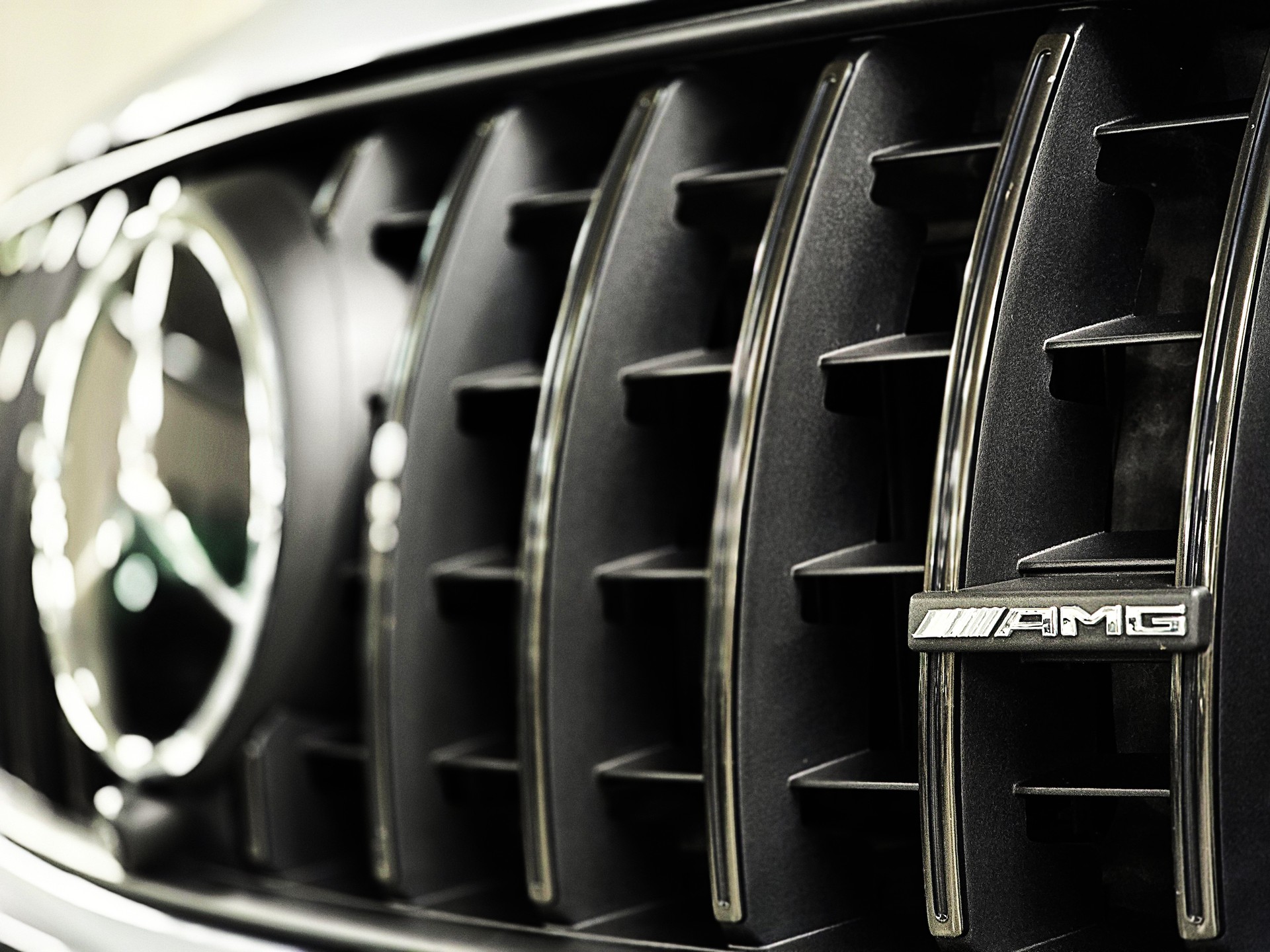 MERCEDES-BENZ GLC Coupé AMG 63 S e Performance Executive Edition 9G-Tronic-showroom-element-3