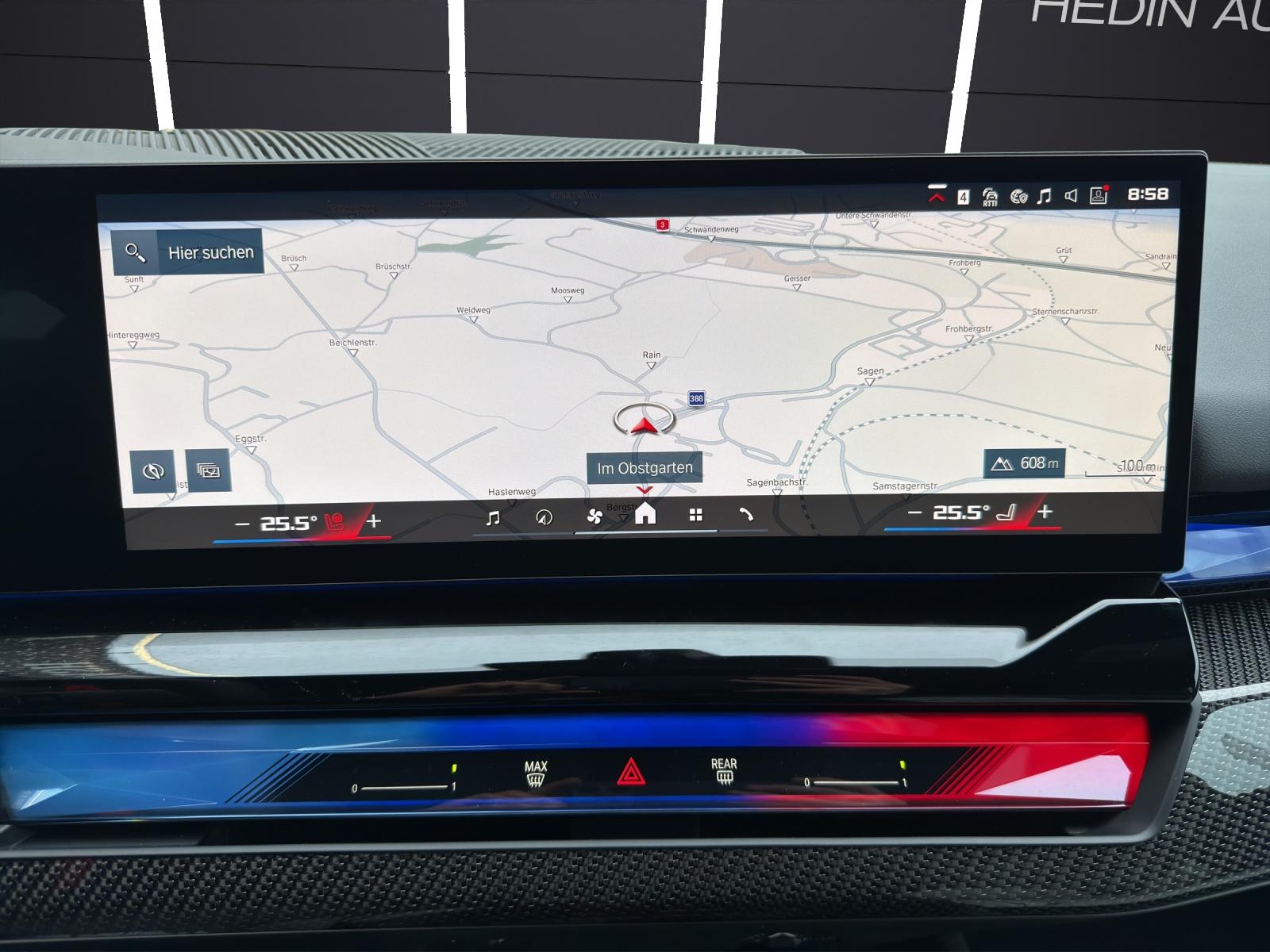BMW M5 xDrive Touring-image-12