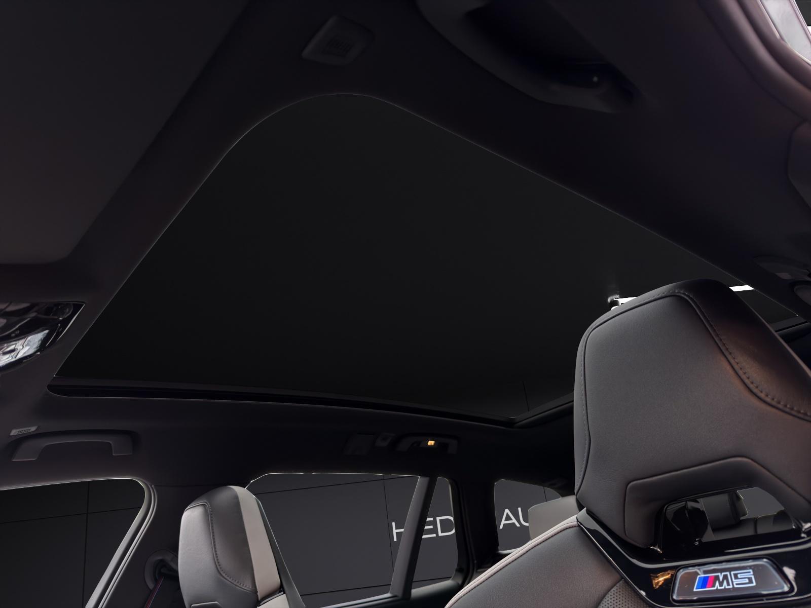 BMW M5 xDrive Touring-image-14