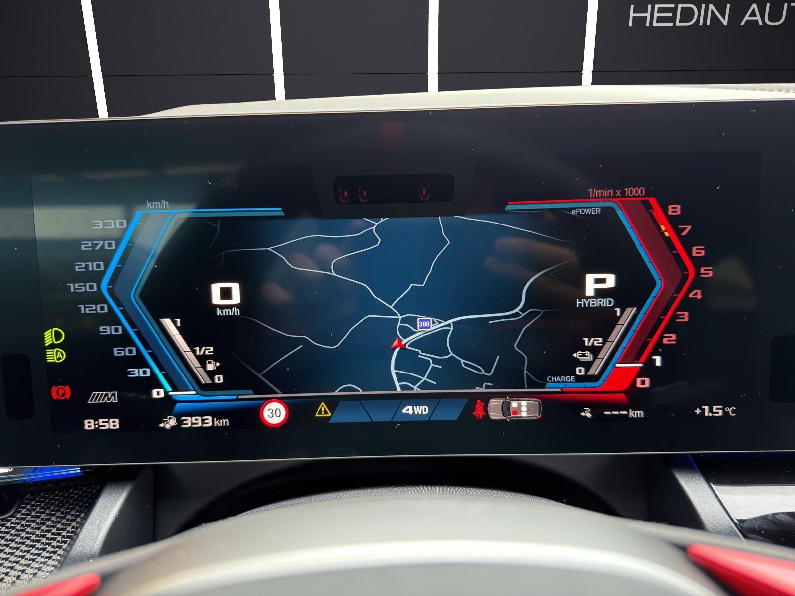 BMW M5 xDrive Touring-image-10