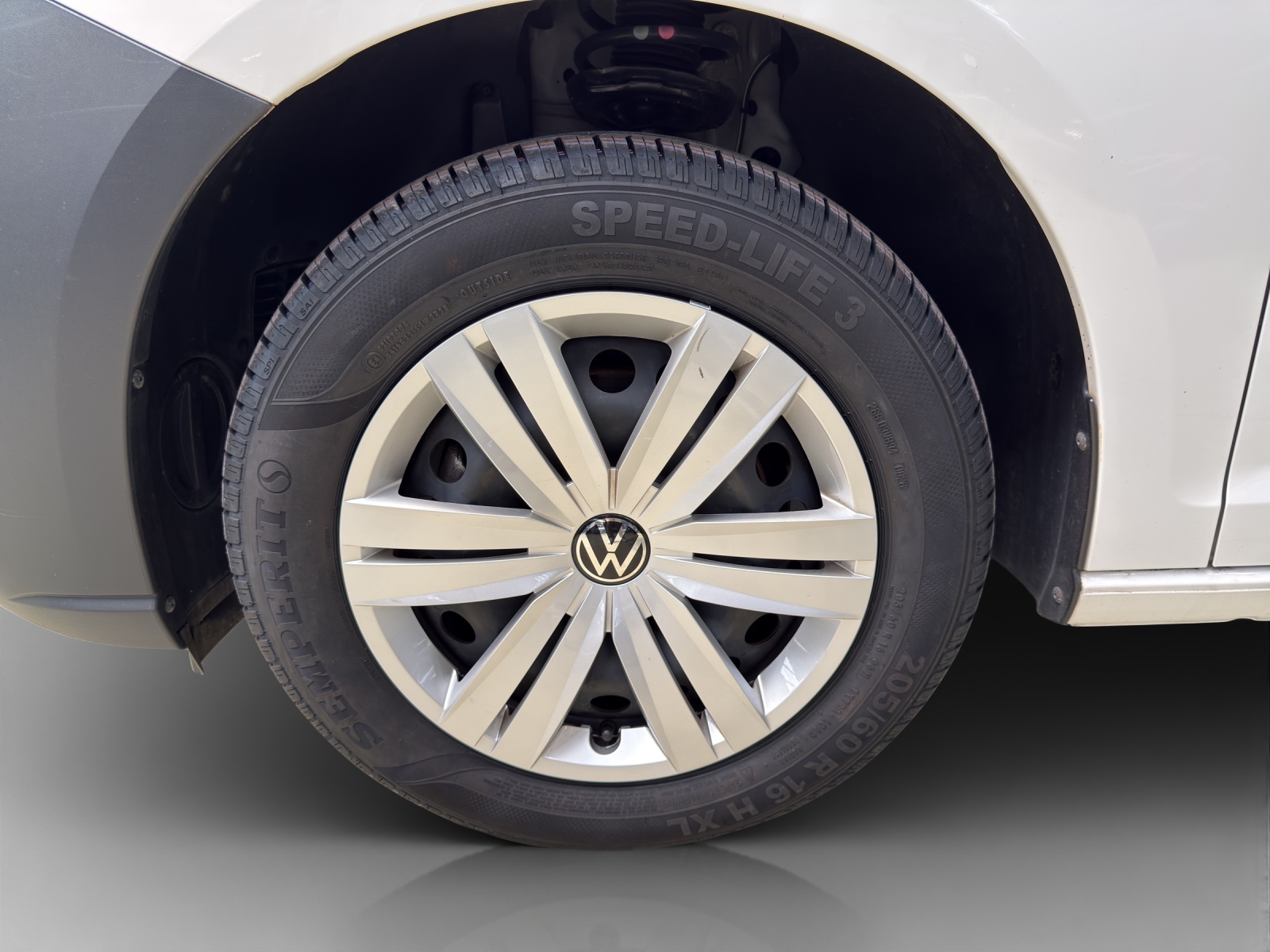 VW Caddy Cargo 2.0TDI-image-14