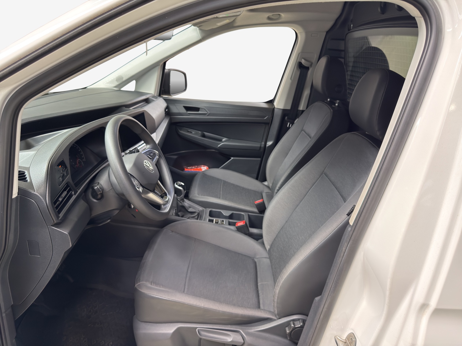 VW Caddy Cargo 2.0TDI-image-7
