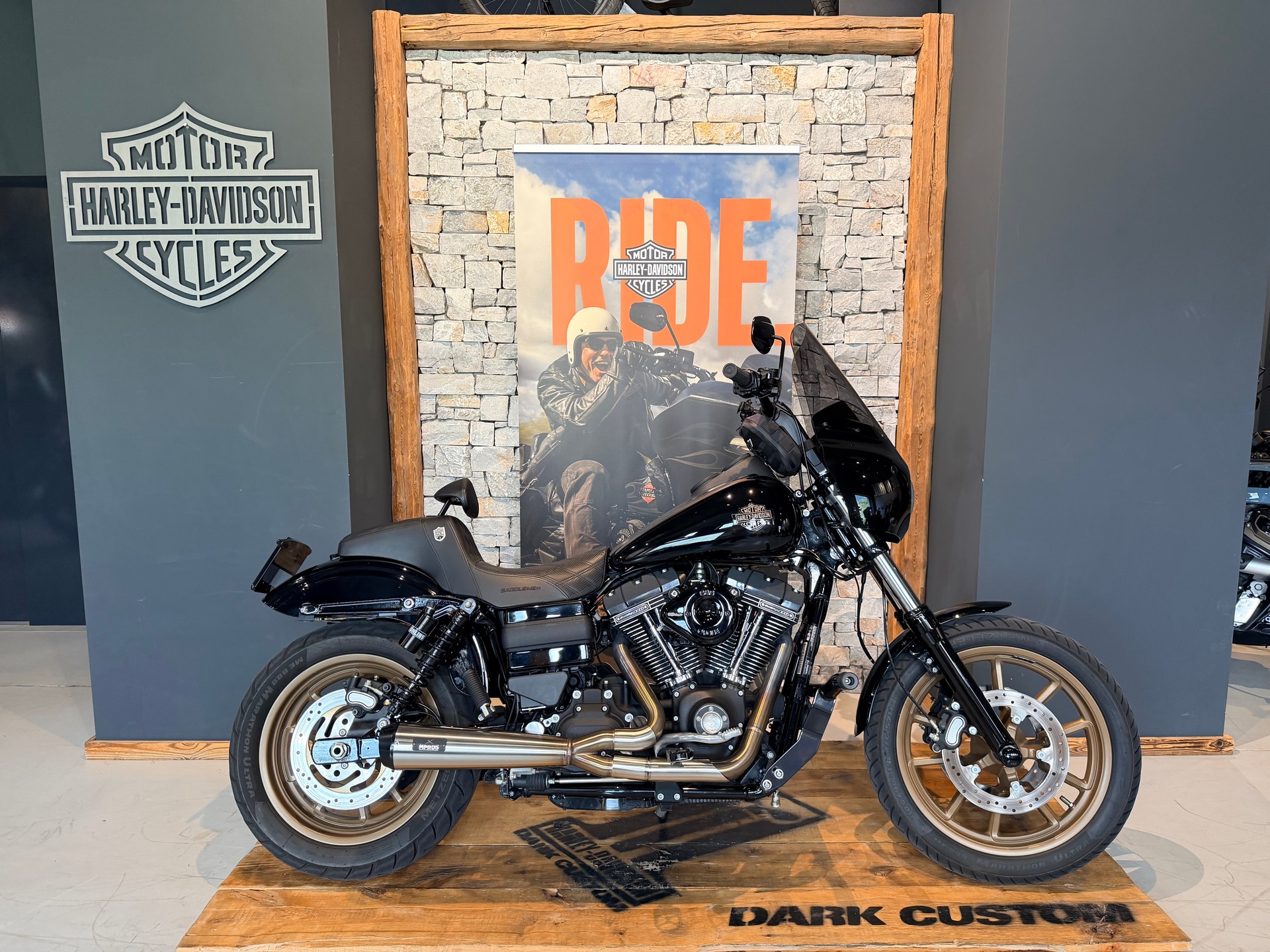 HARLEY-DAVIDSON FXDLS Dyna Low Rider S