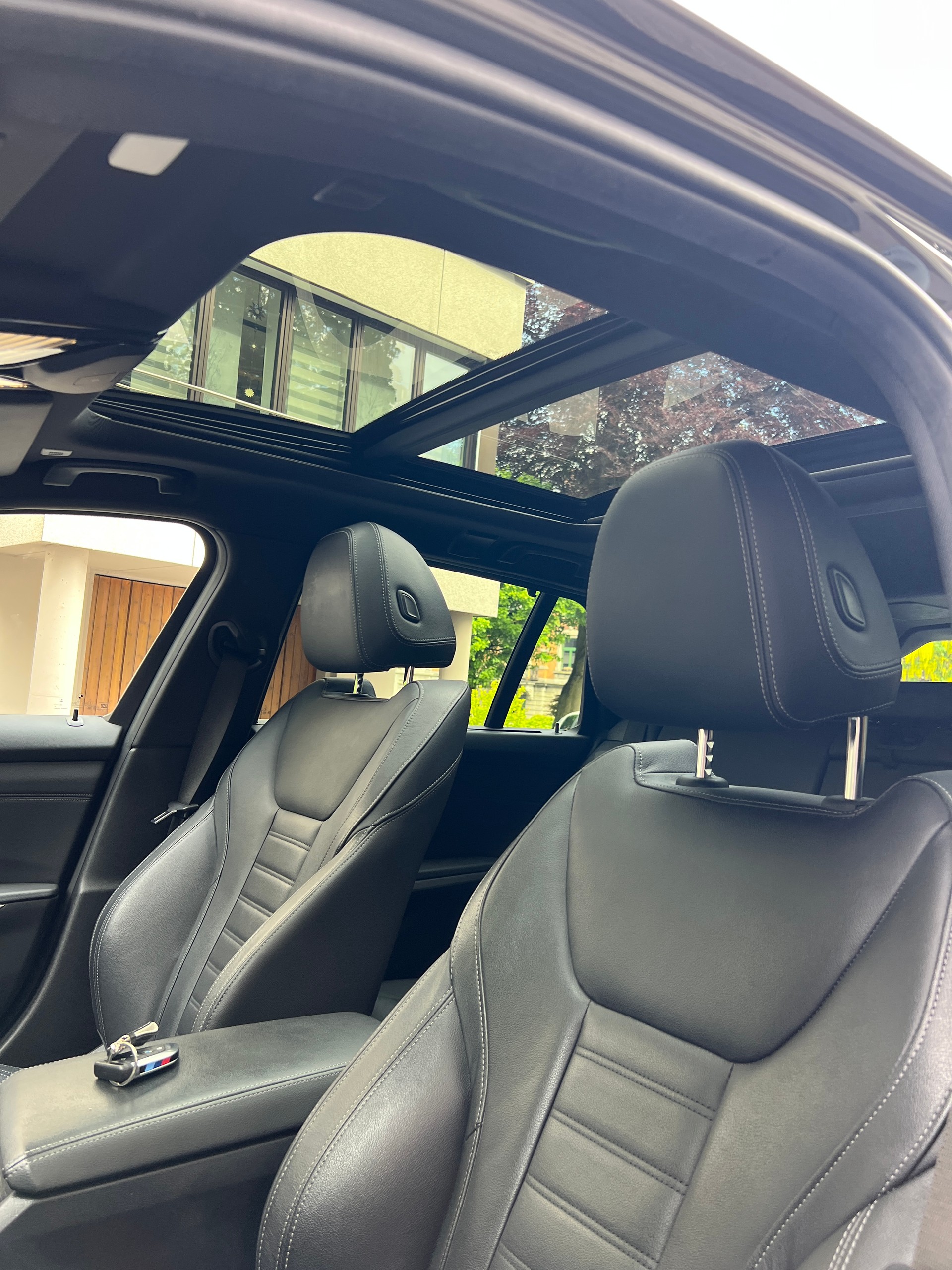 BMW M340i xDrive, Neuwagen Anschlussgarantie bis 01.28, Standheizung, H&K, Vollaustattung-image-11