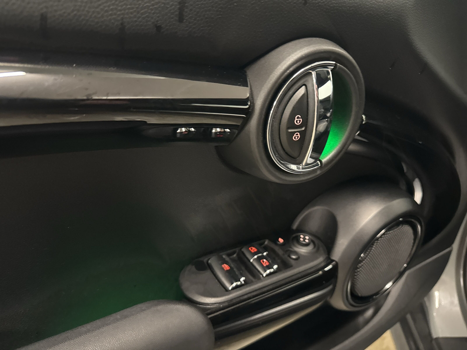 MINI Cooper S Cabriolet DKG-image-16