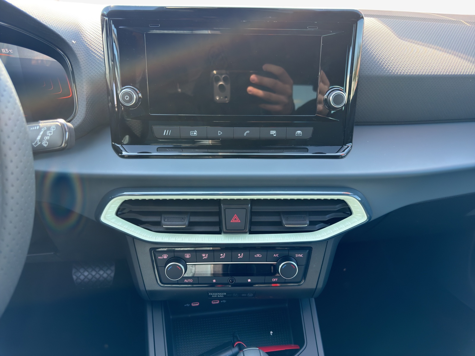 SEAT Arona 1.0 TSI Eco Style DSG-image-10
