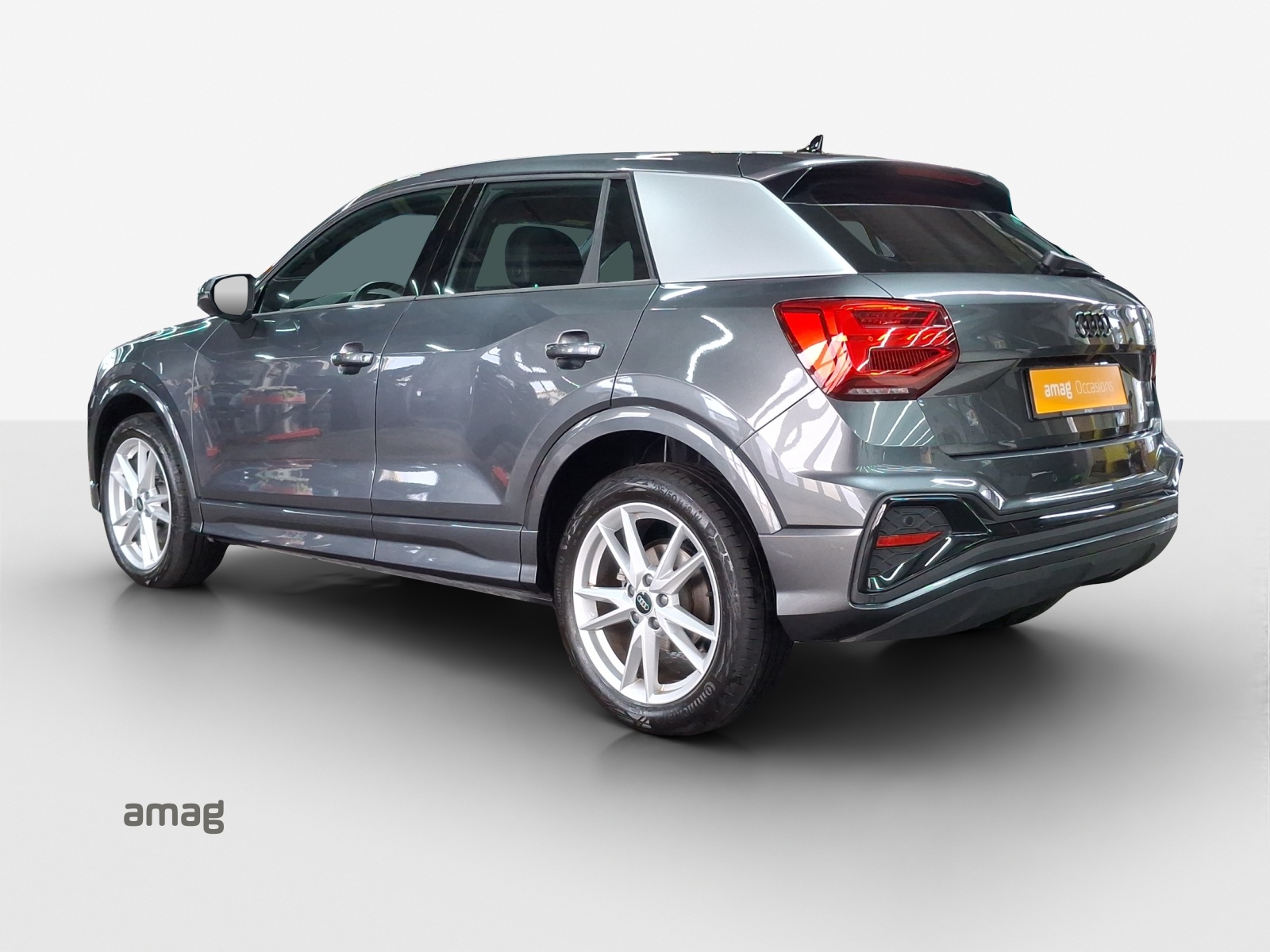 AUDI Q2 40 TFSI S line quattro S-tronic-image-2