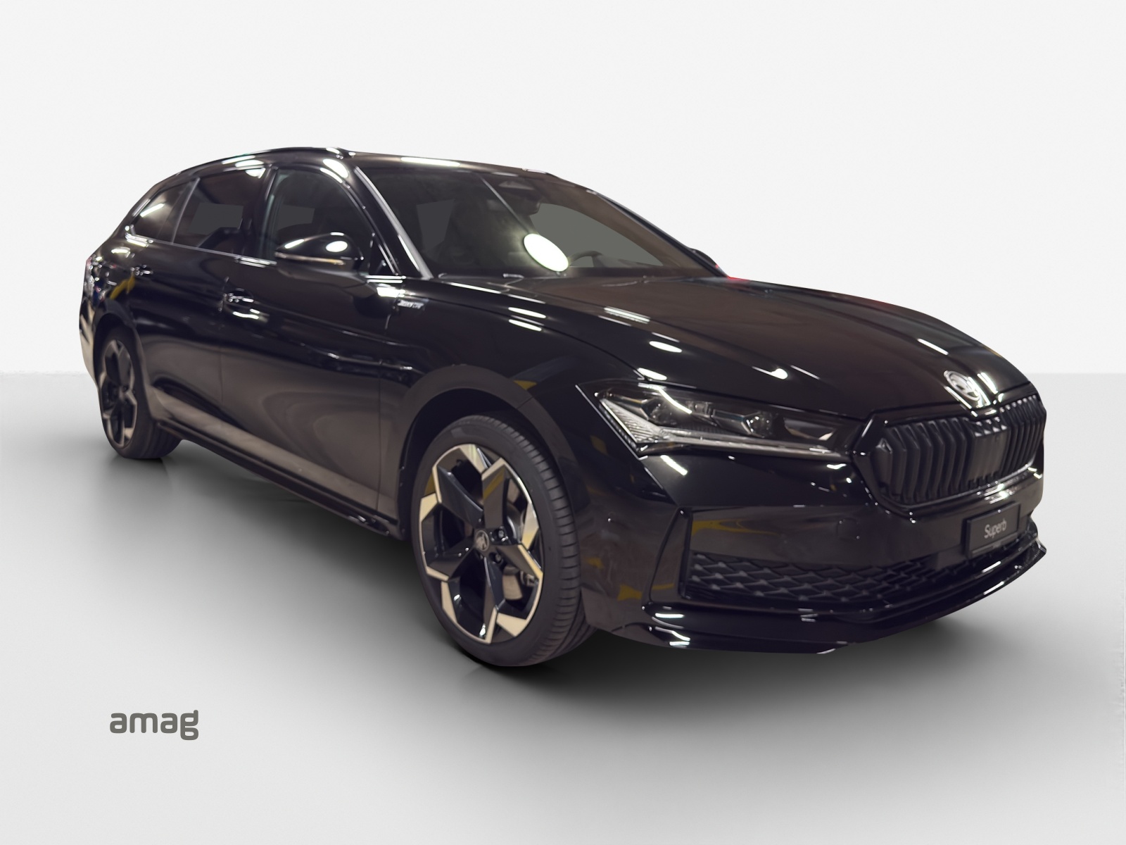 SKODA Superb Combi 2.0 TSI Sportline 4x4 DSG-image-5
