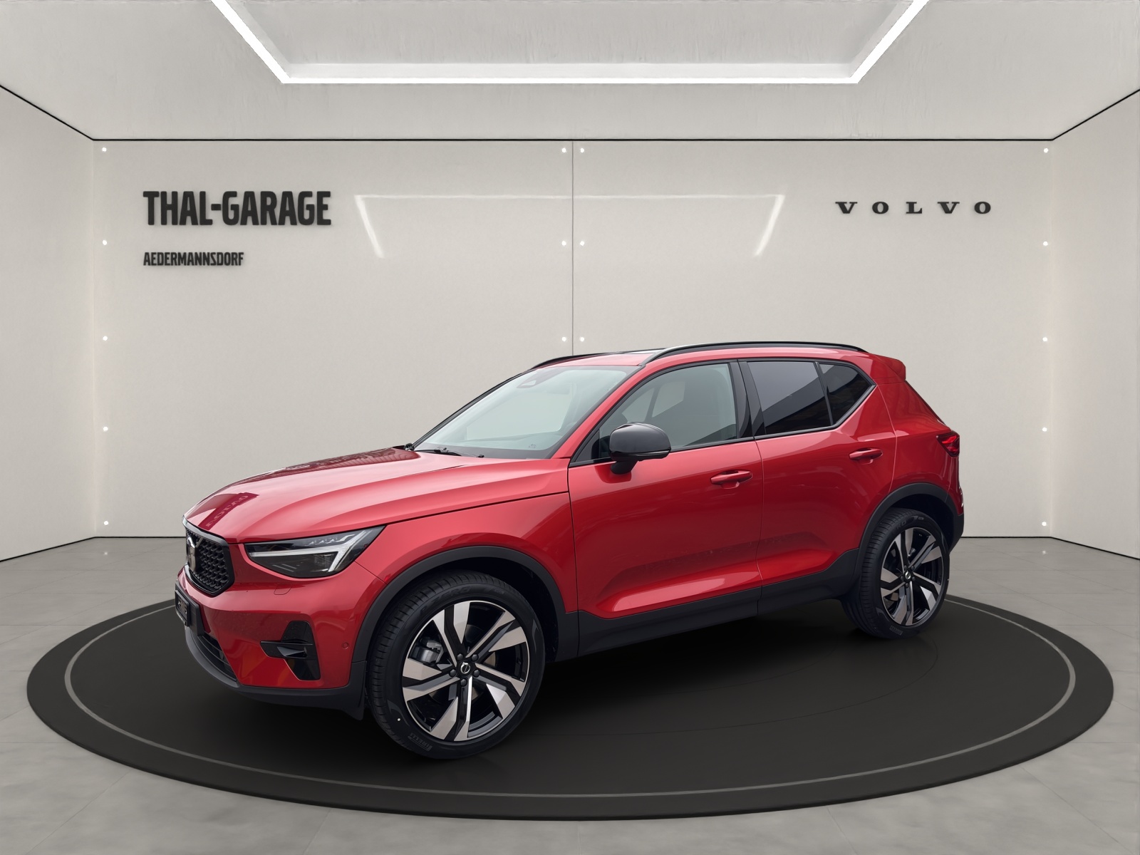 VOLVO XC40 2.0 B4 MH Ultra Dark-image-0