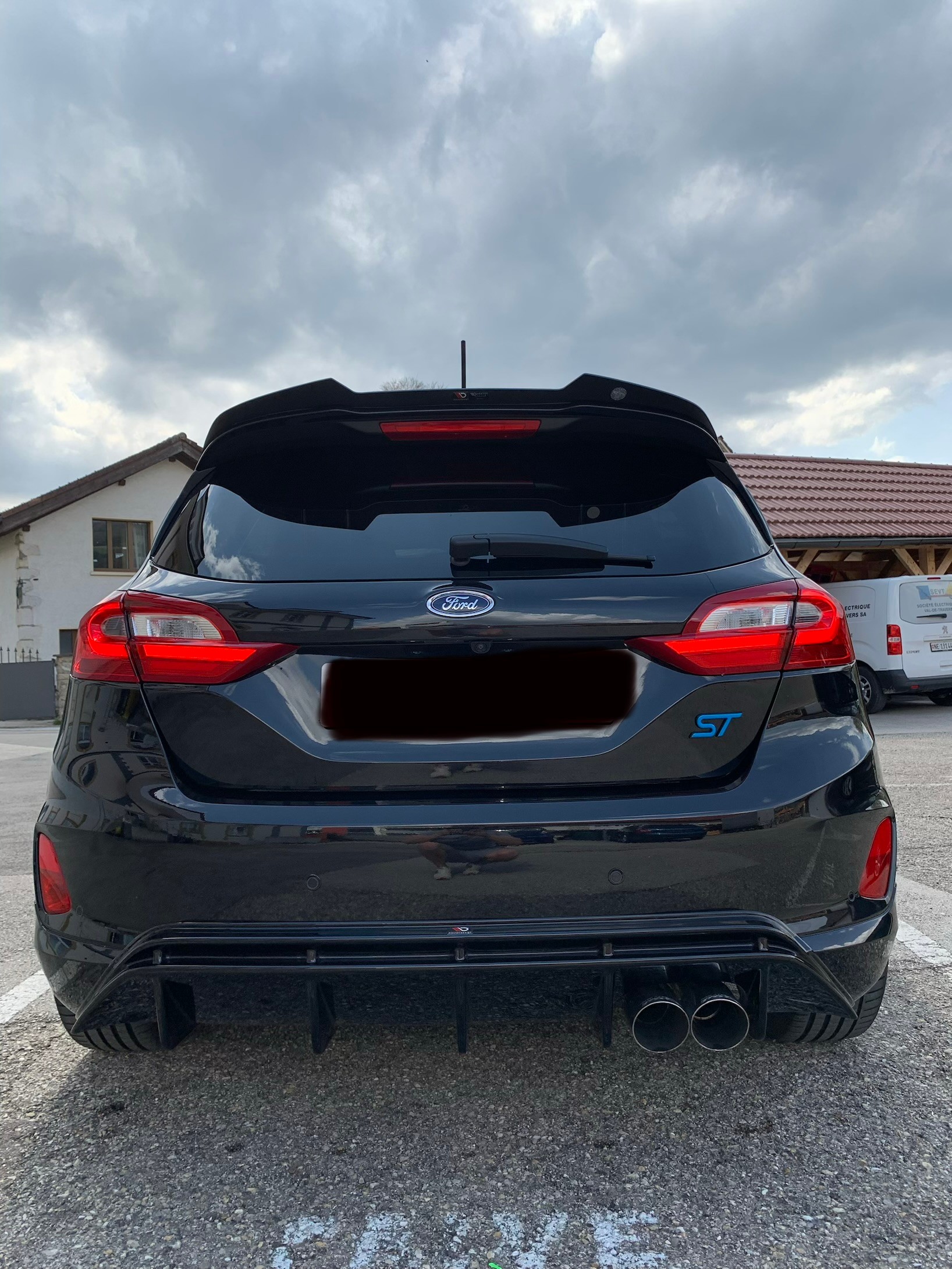 FORD Fiesta 1.5 SCTi ST Styling-image-3