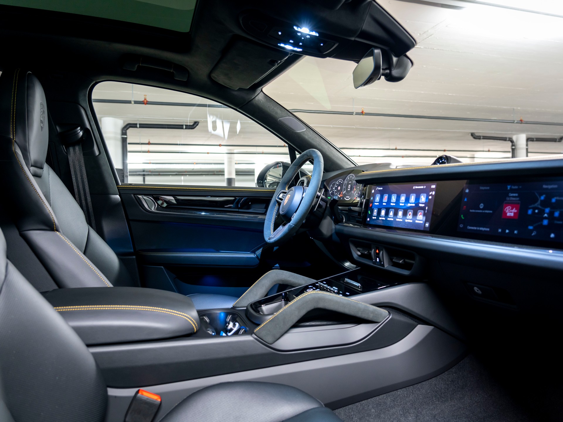 PORSCHE Cayenne GTS Tiptronic-image-18