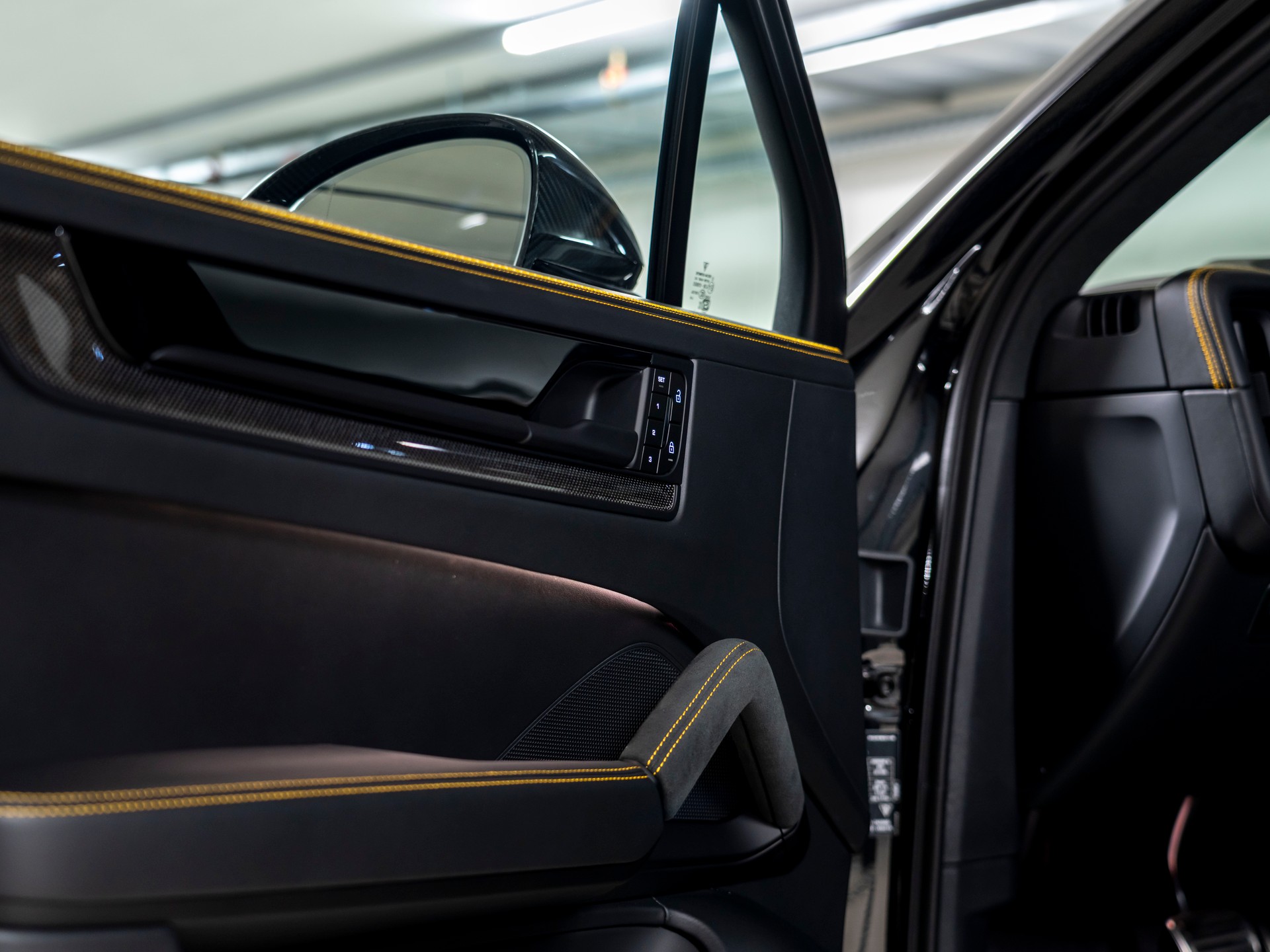 PORSCHE Cayenne GTS Tiptronic-image-26