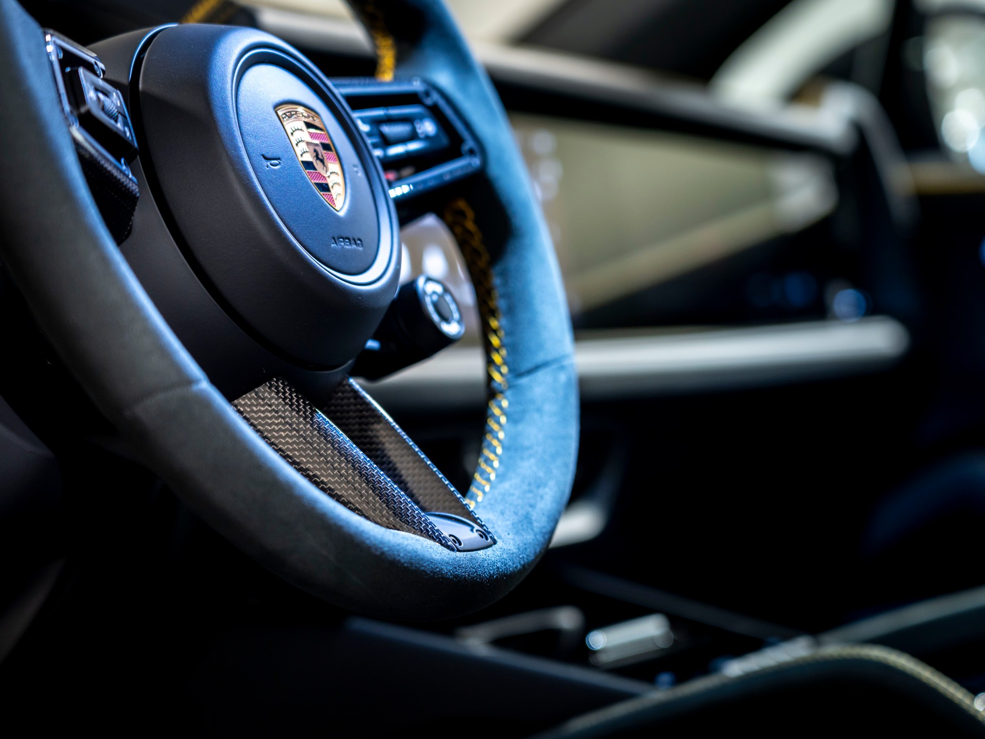 PORSCHE Cayenne GTS Tiptronic-image-25