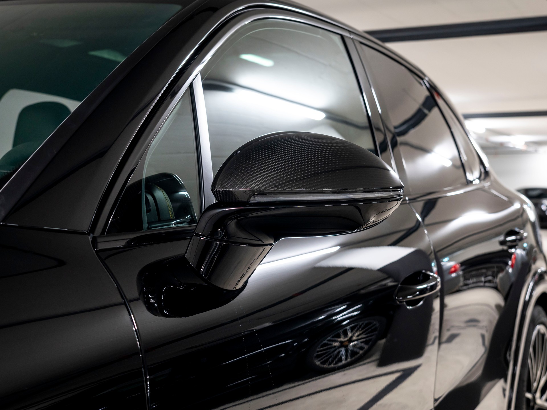 PORSCHE Cayenne GTS Tiptronic-image-11