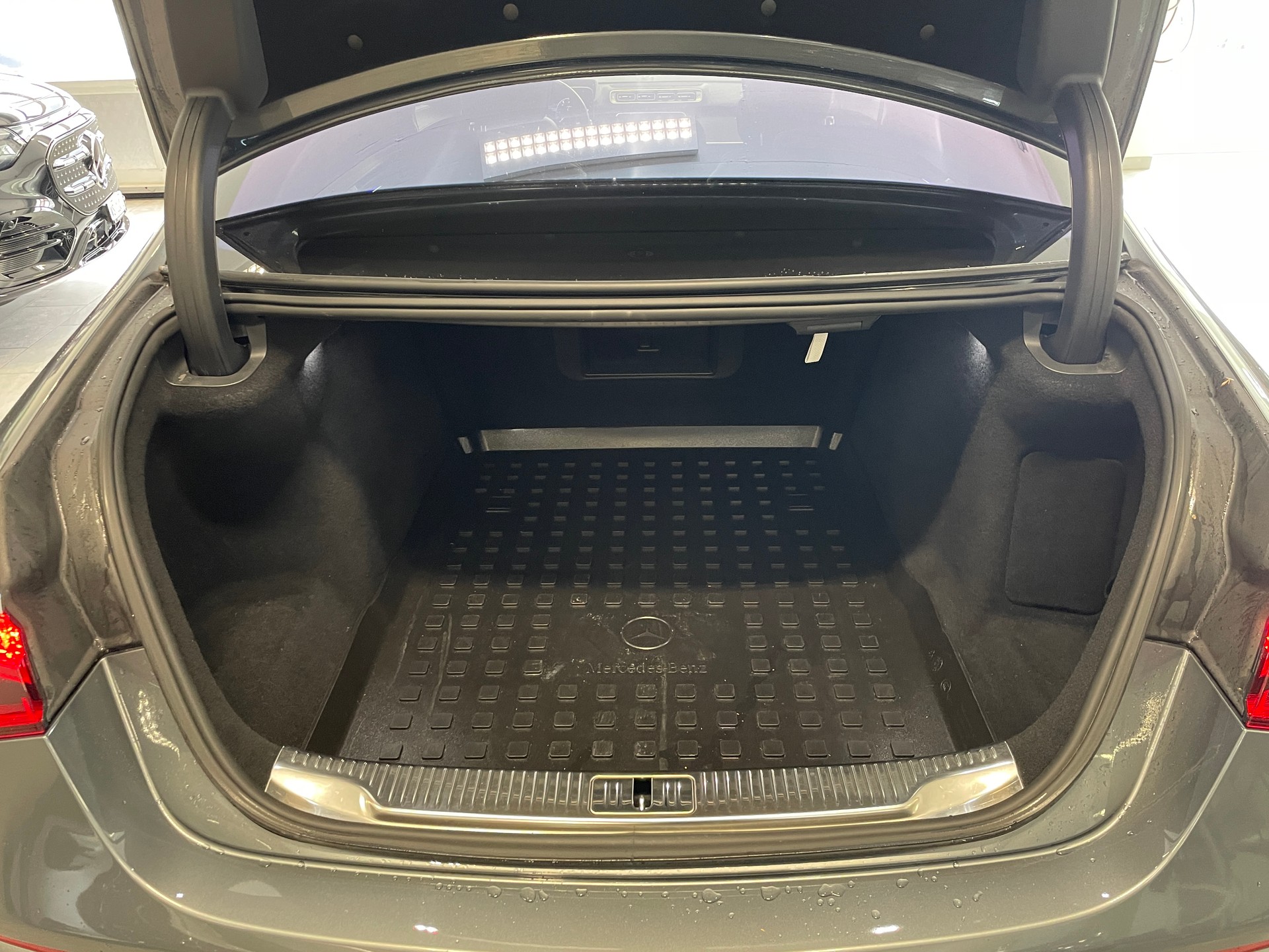 MERCEDES-BENZ S 400 d 4Matic AMG Line 9G-Tronic-image-8