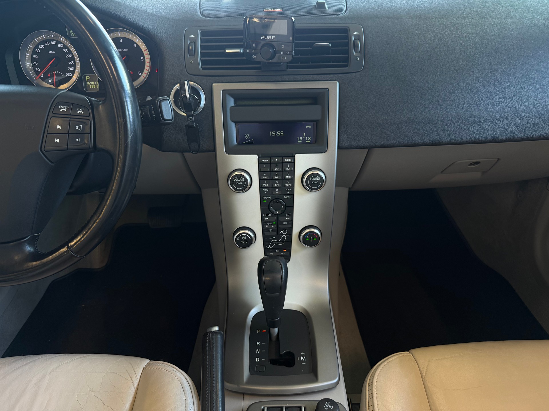 VOLVO C70 D5 Summum Geartronic-image-14
