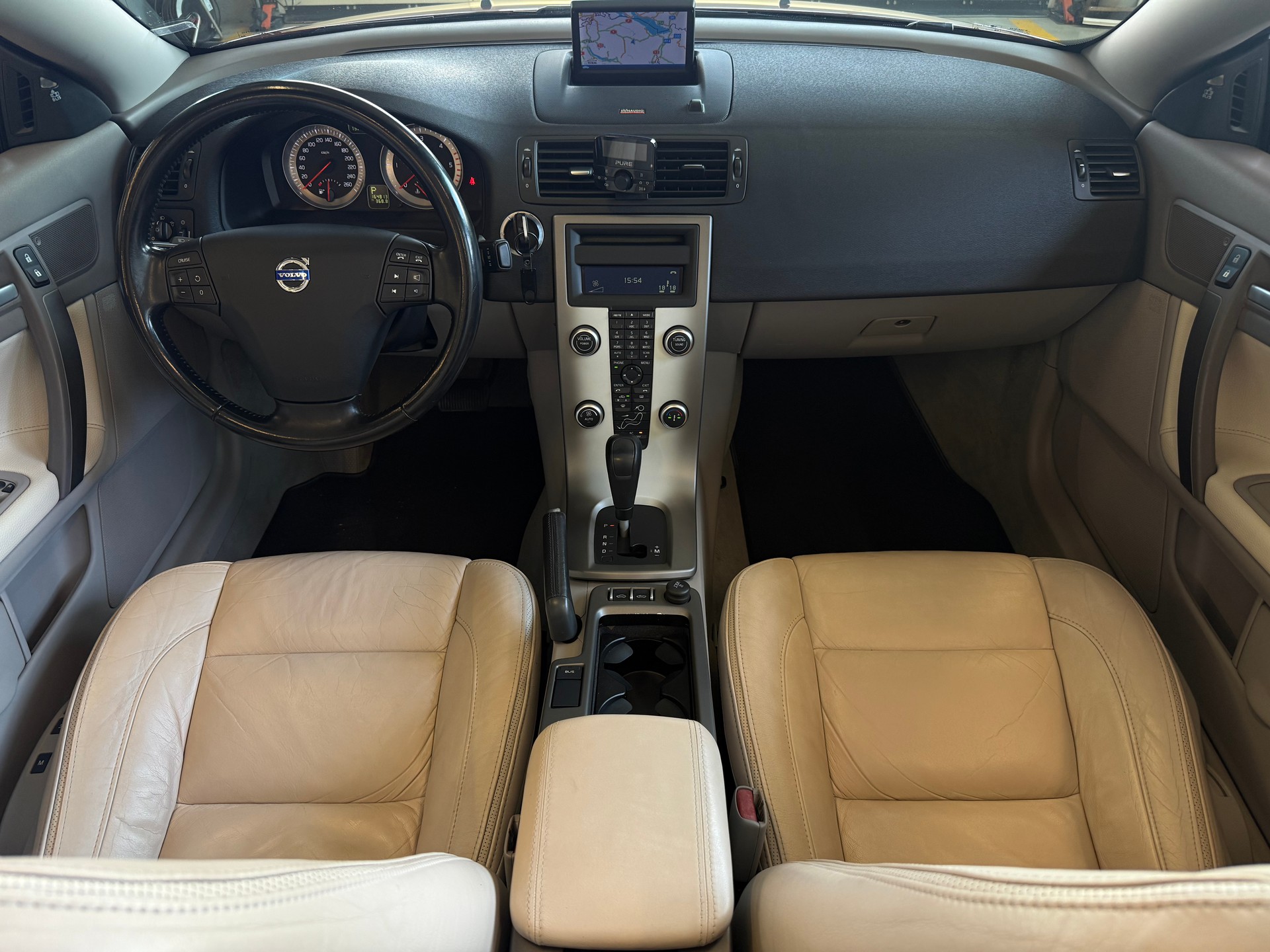 VOLVO C70 D5 Summum Geartronic-image-12