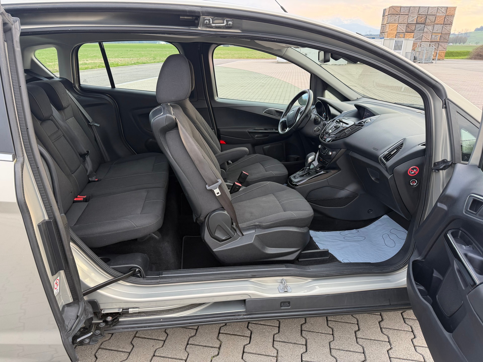 FORD B-Max 1.6 Ti-VCT Trend PowerShift-image-5