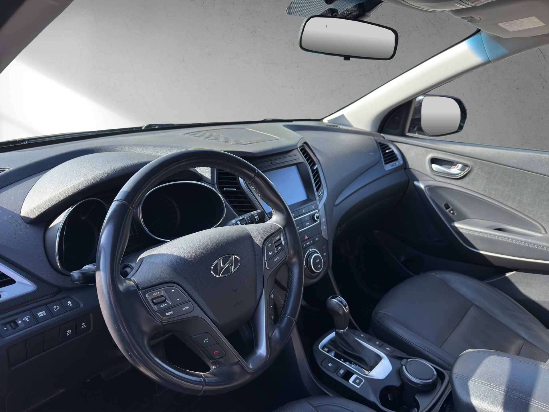 HYUNDAI Santa Fe 2.2 CRDI Vertex 4WD Automatic-image-5