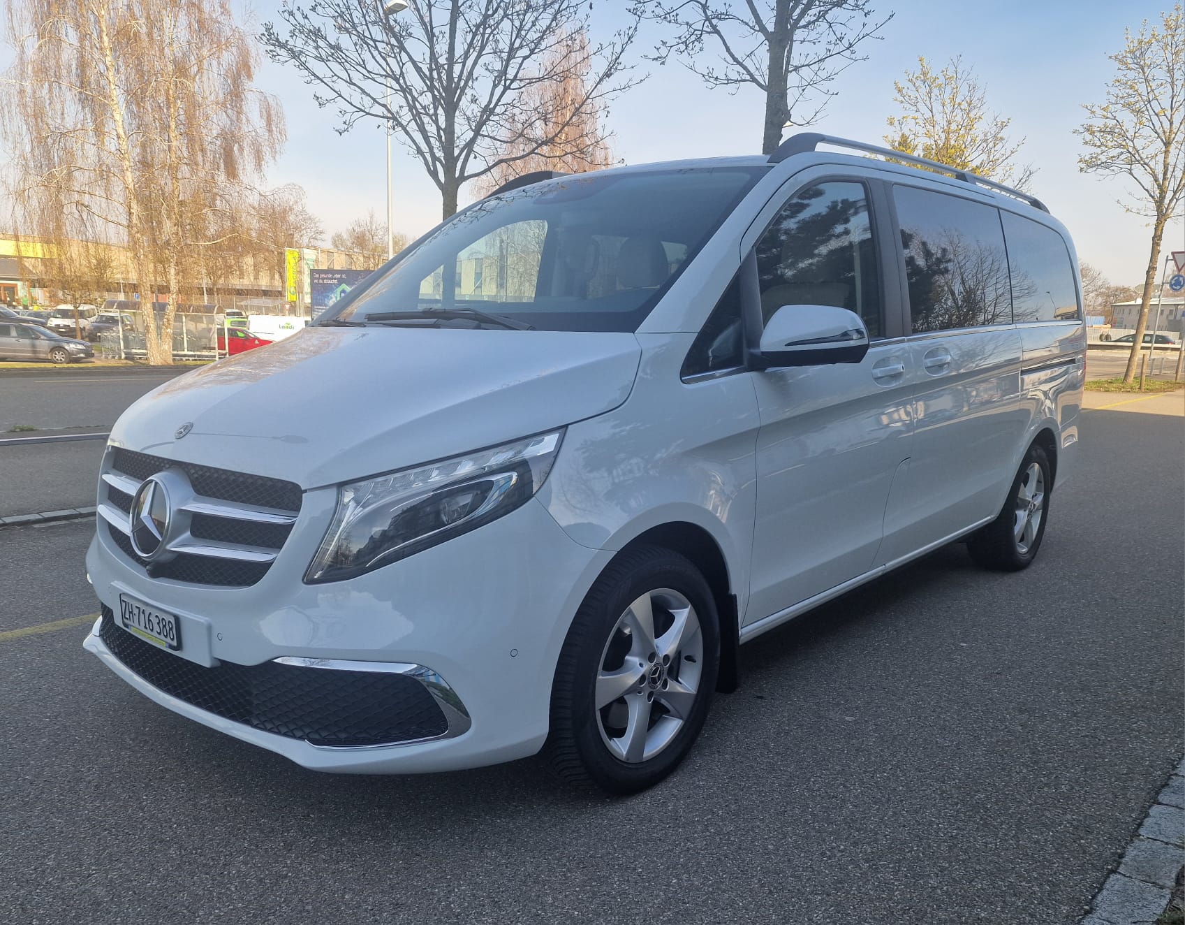 MERCEDES-BENZ V 220 d lang 4Matic 9G-Tronic