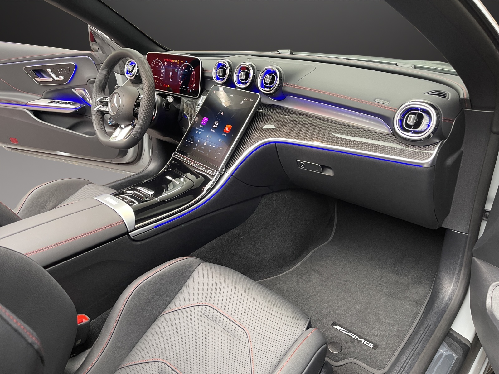 MERCEDES-BENZ CLE AMG 53 Cabrio 4Matic+-image-11