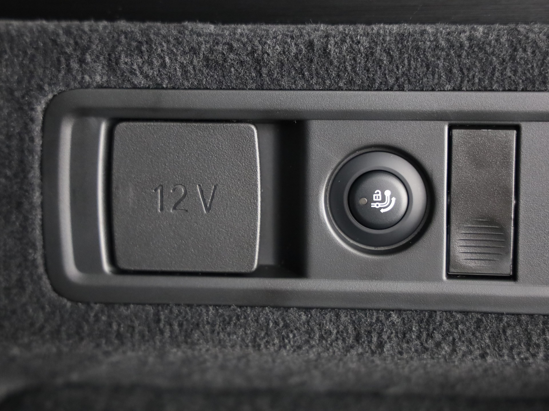 BMW X5 M60i xDrive-image-10