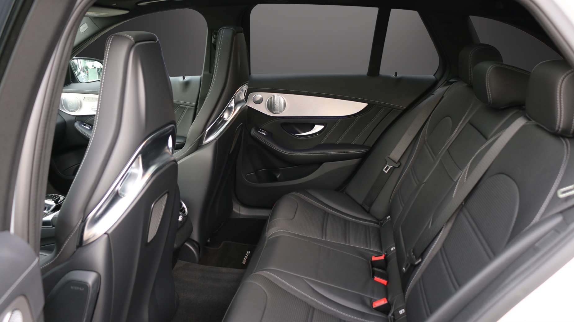 MERCEDES-BENZ C 63 S AMG-image-9