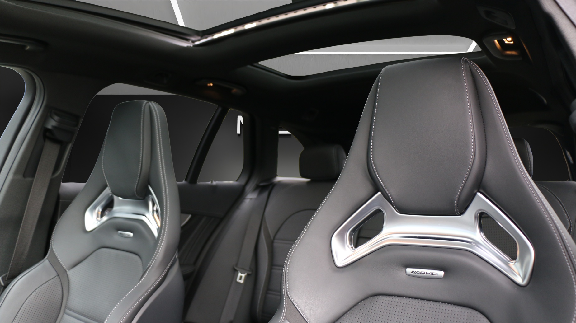 MERCEDES-BENZ C 63 S AMG-image-8