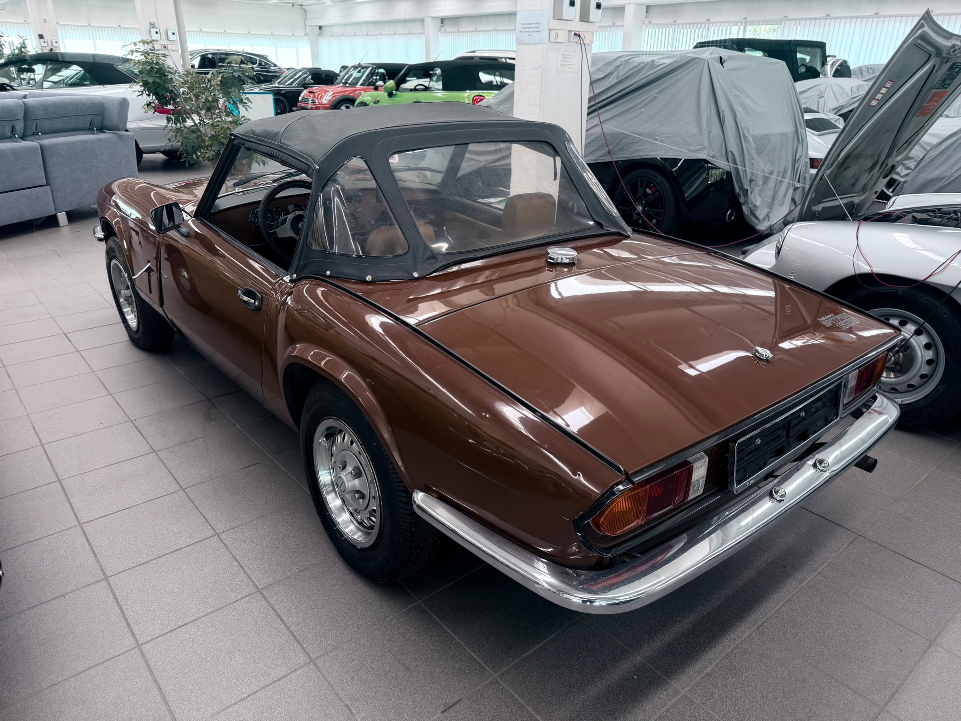 TRIUMPH Spitfire-image-2