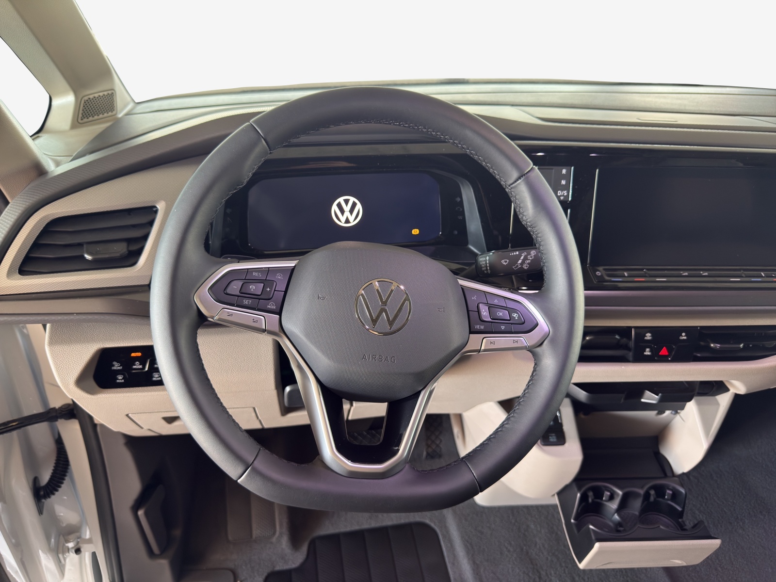 VW Multivan 2.0 TDI Liberty DSG-image-9
