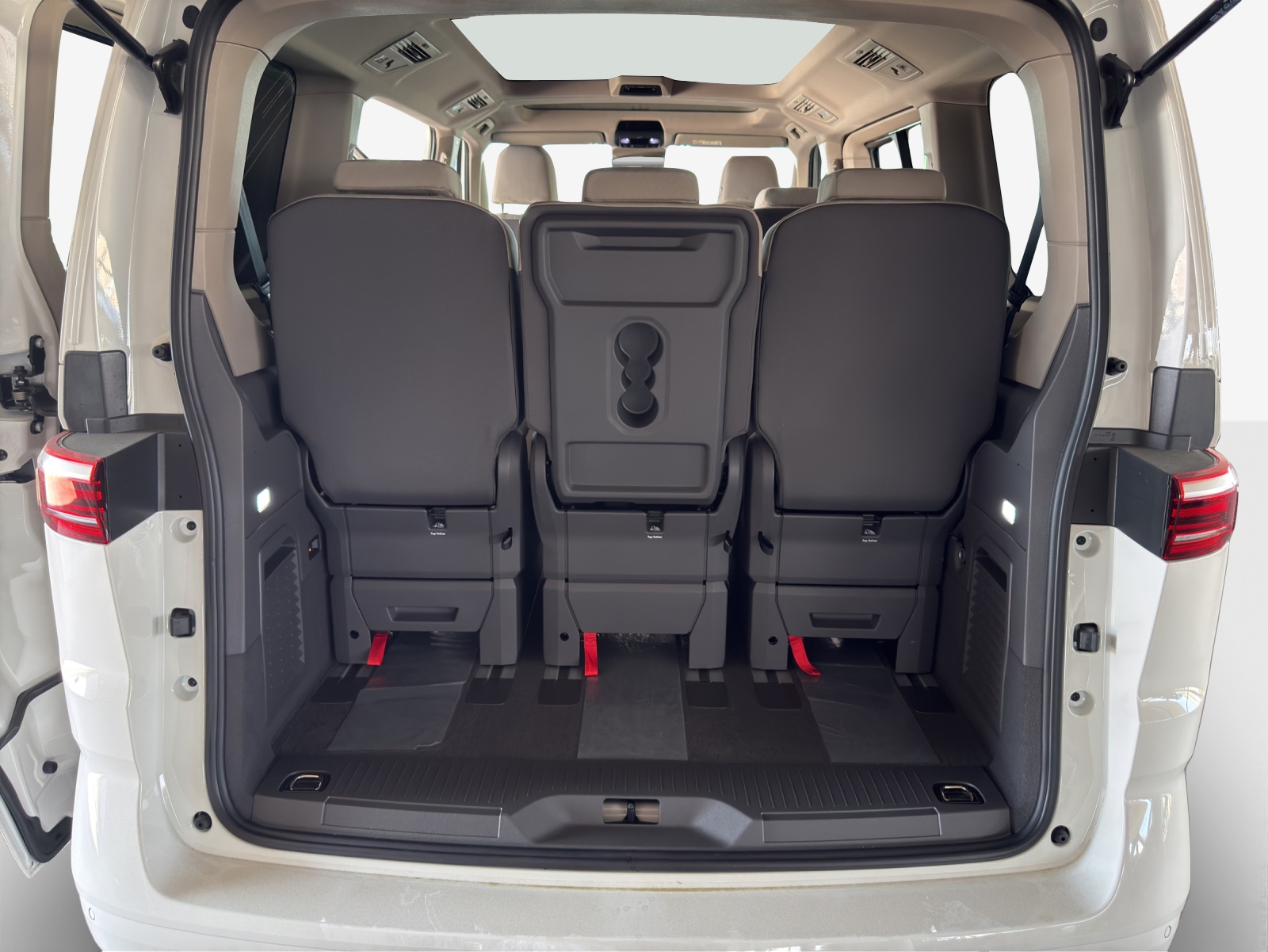 VW Multivan 2.0 TDI Liberty DSG-image-12