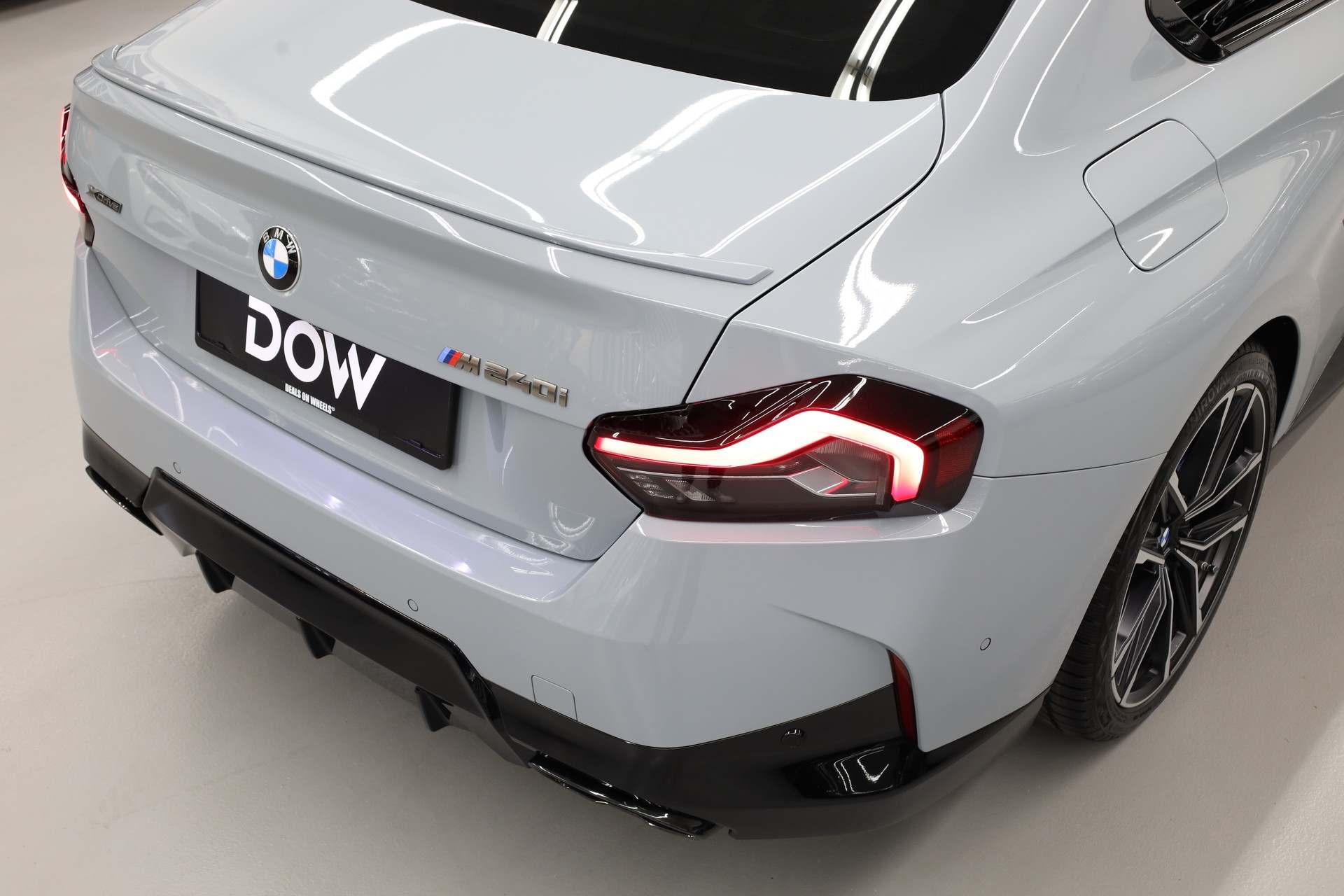 BMW M240i xDrive Coupé-image-8