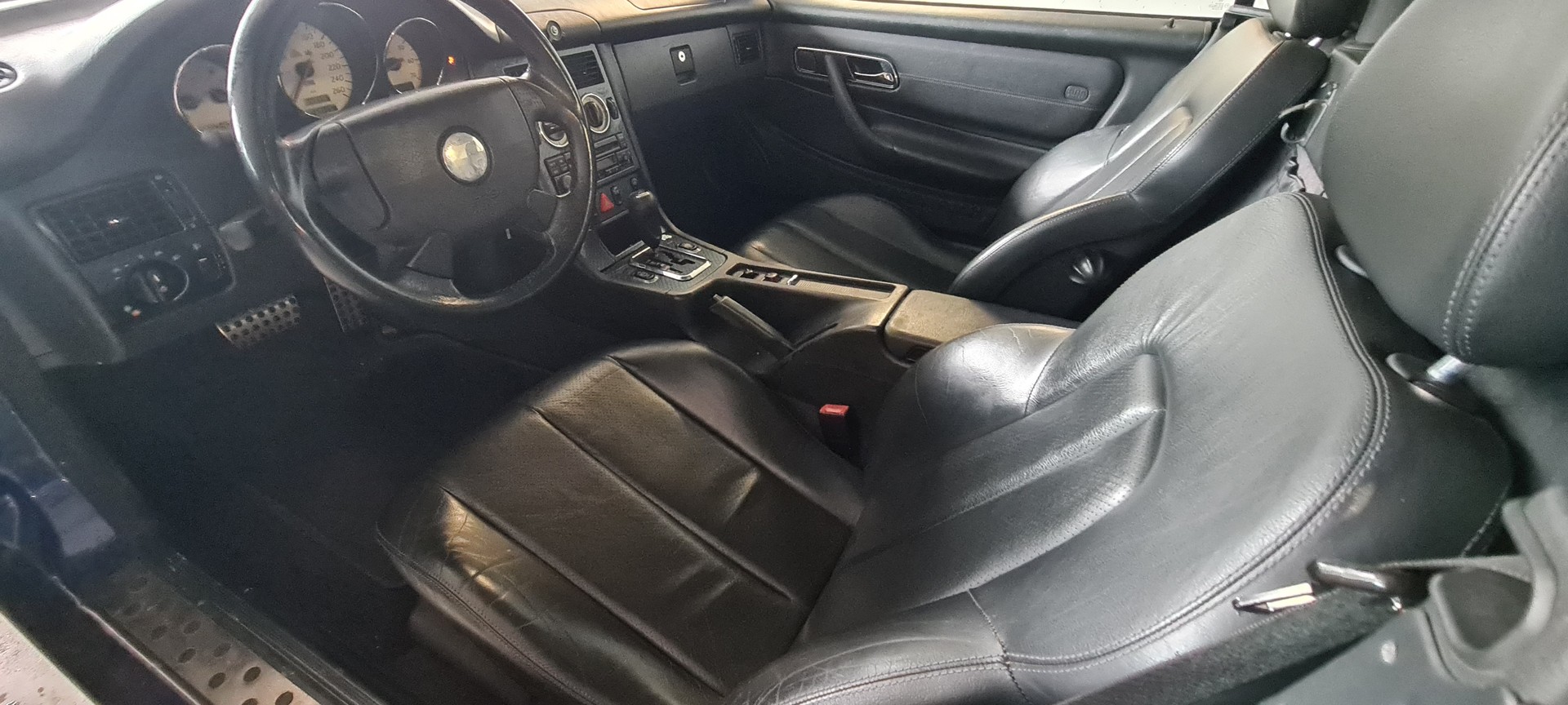 MERCEDES-BENZ SLK 200-image-7