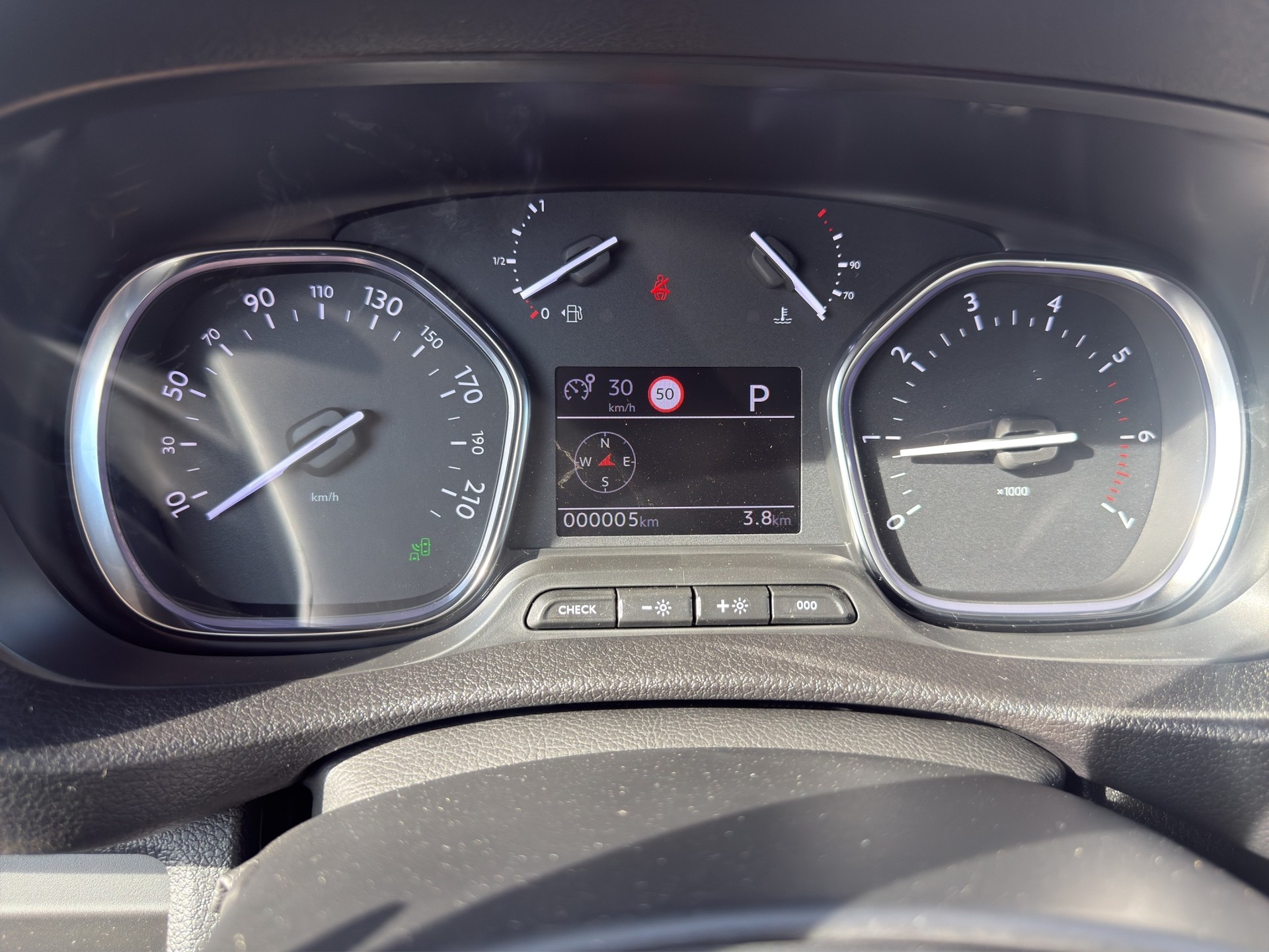 OPEL Vivaro Cargo 2.0 CDTI s/s DK M-image-17