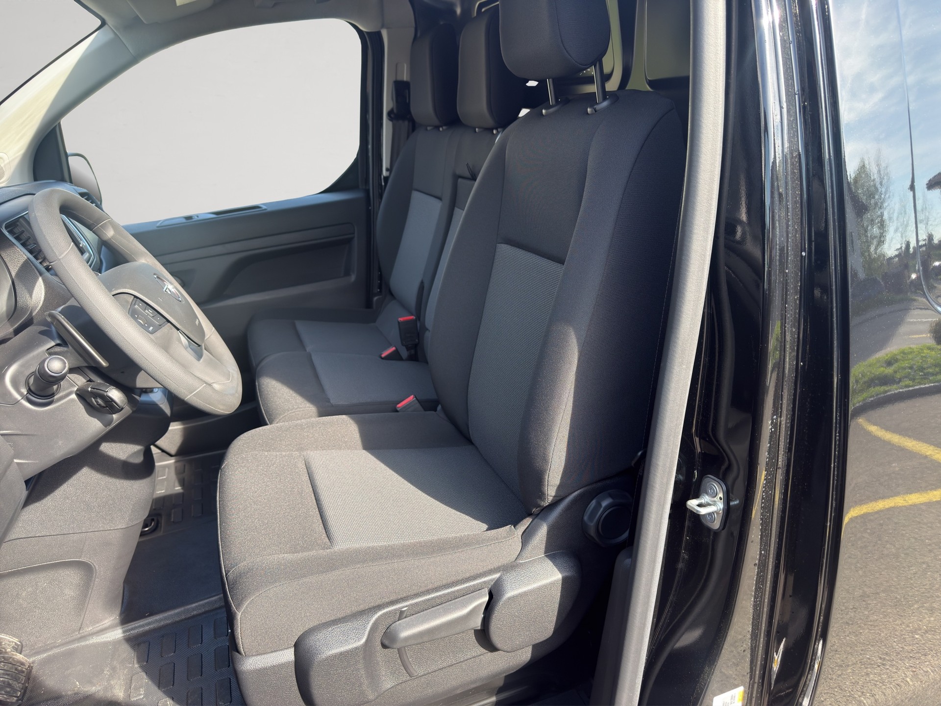 OPEL Vivaro Cargo 2.0 CDTI s/s DK M-image-8