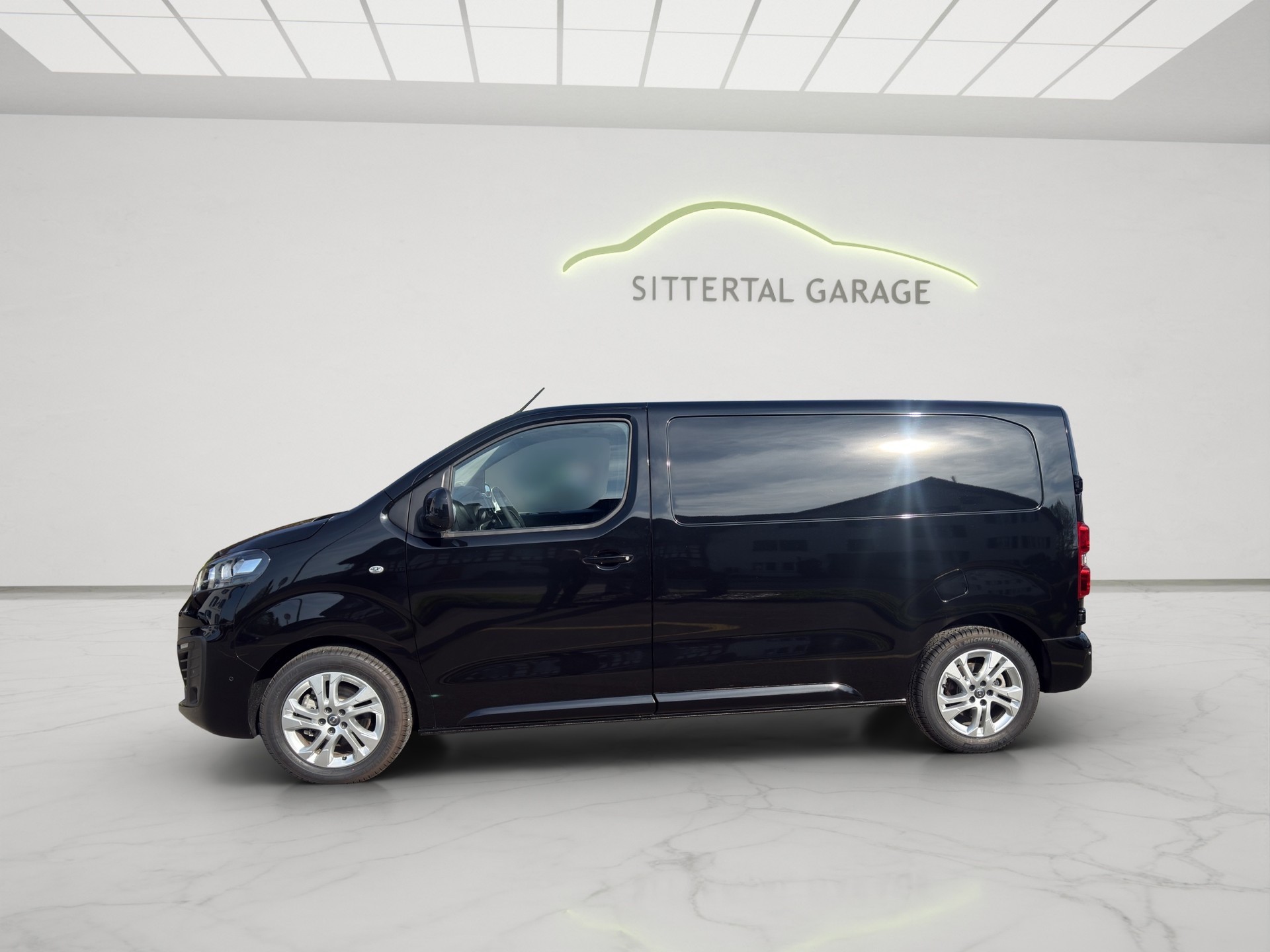 OPEL Vivaro Cargo 2.0 CDTI s/s DK M-image-4