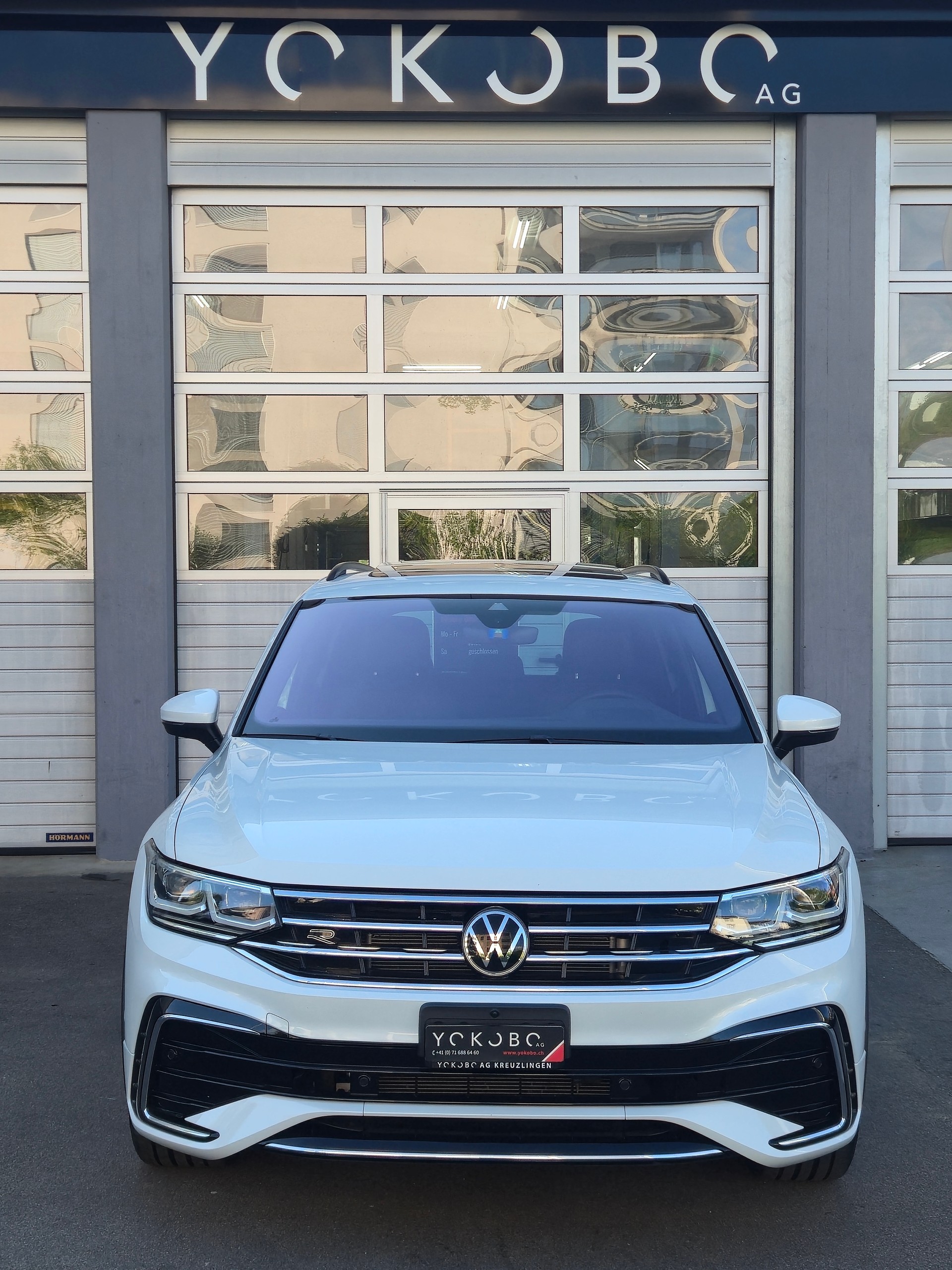 VW Tiguan 2.0 TDI SCR R-Line 4Motion DSG-image-15