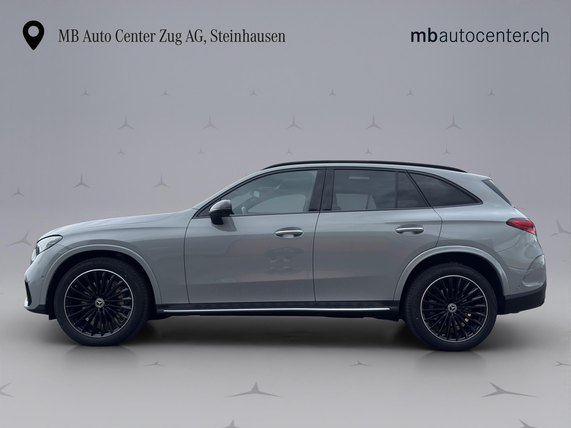 MERCEDES-BENZ GLC 220 d AMG Line 4matic-image-3
