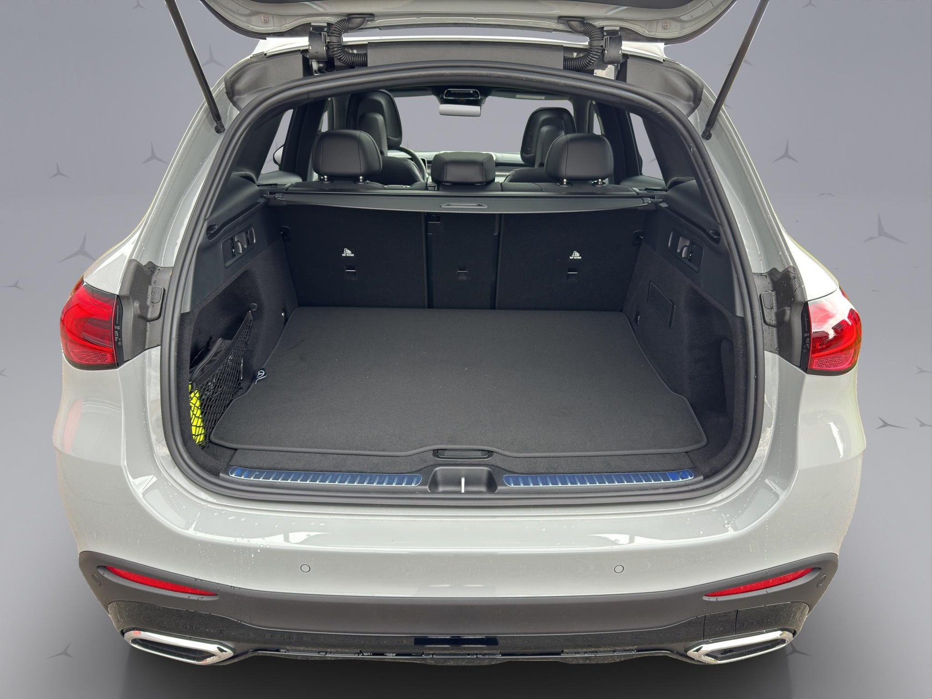 MERCEDES-BENZ GLC 220 d AMG Line 4matic-image-19