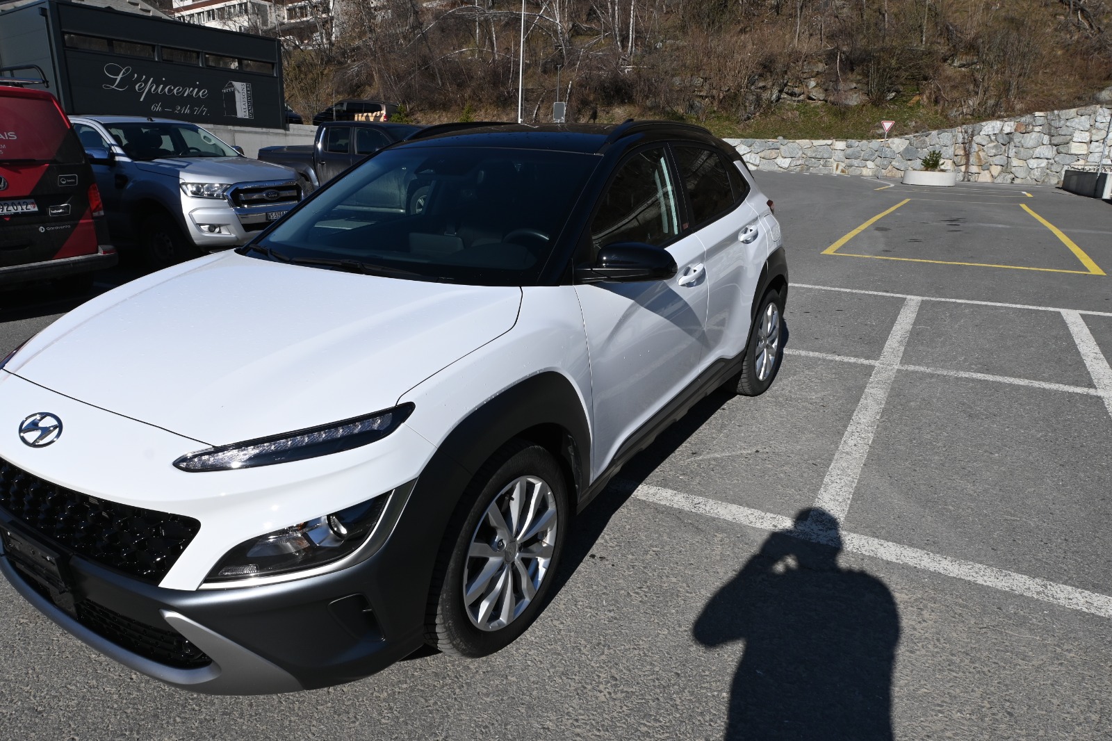 HYUNDAI Kona 1.6 T-GDi Amplia 4WD DCT-image-2
