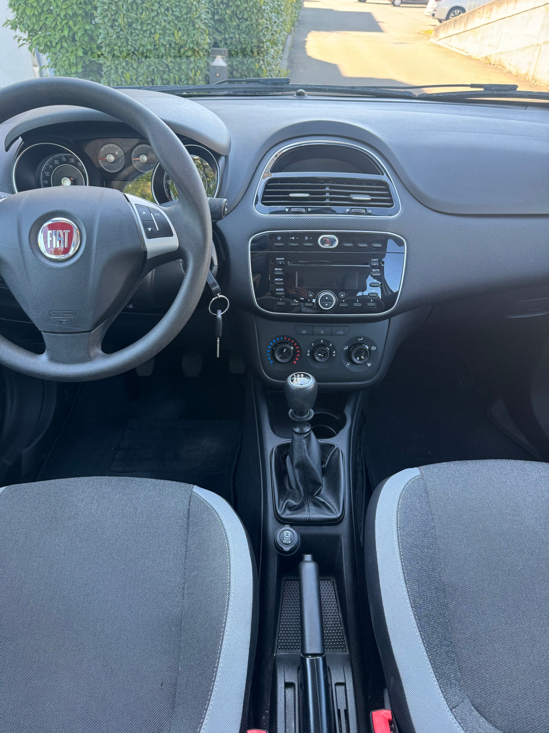 FIAT Punto 1.4 Pop Star-image-6