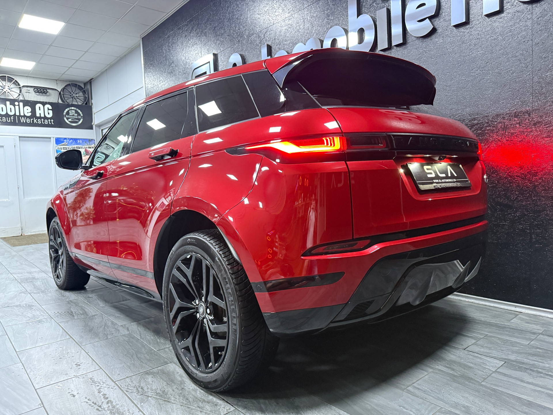 LAND ROVER Range Rover Evoque R-Dynamic P 200 HSE AT9 / CH Fz aus 1 Hand / Leasing ab 299.- / 12M Garantie-image-7