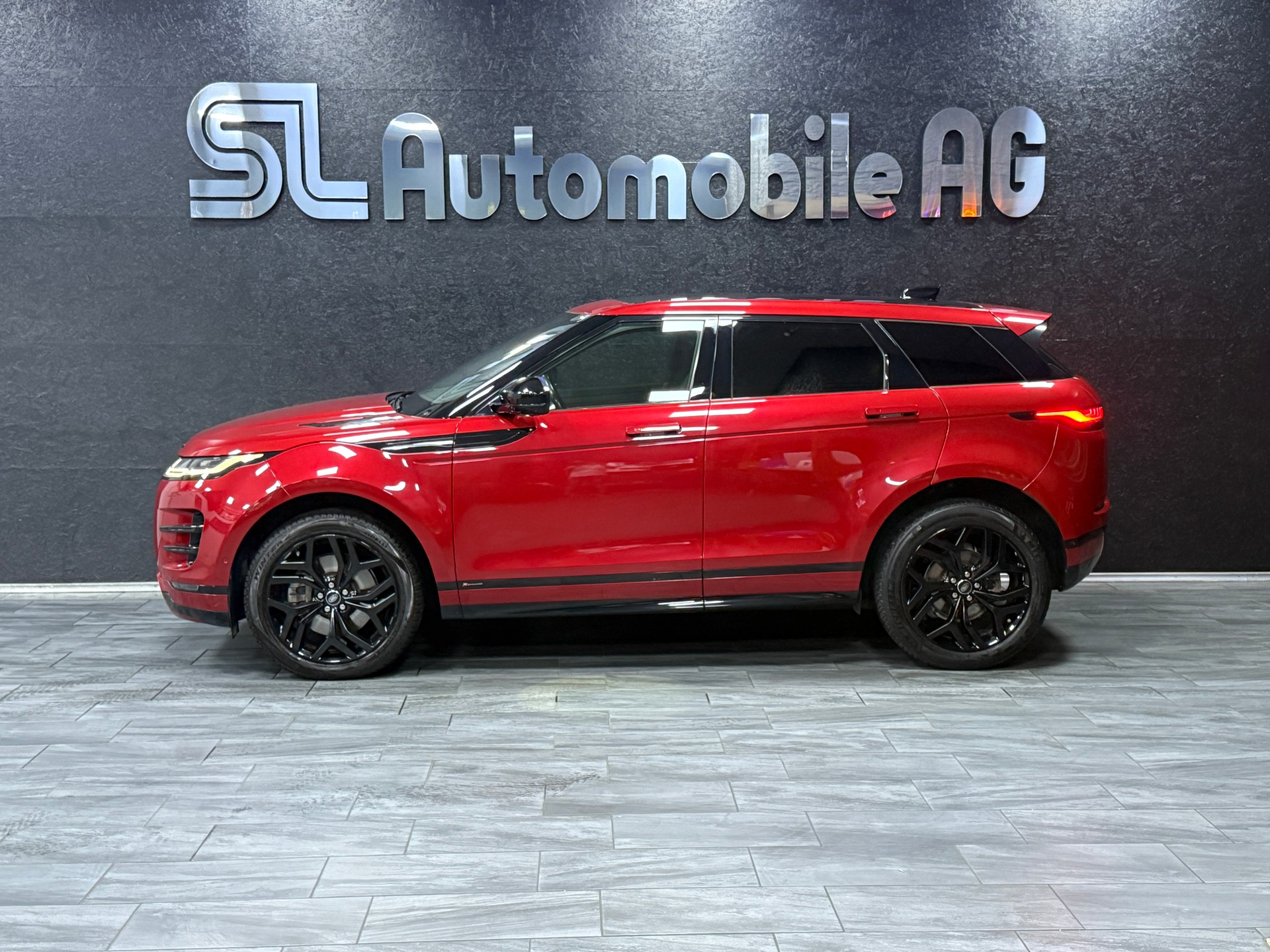LAND ROVER Range Rover Evoque R-Dynamic P 200 HSE AT9 / CH Fz aus 1 Hand / Leasing ab 299.- / 12M Garantie-image-5
