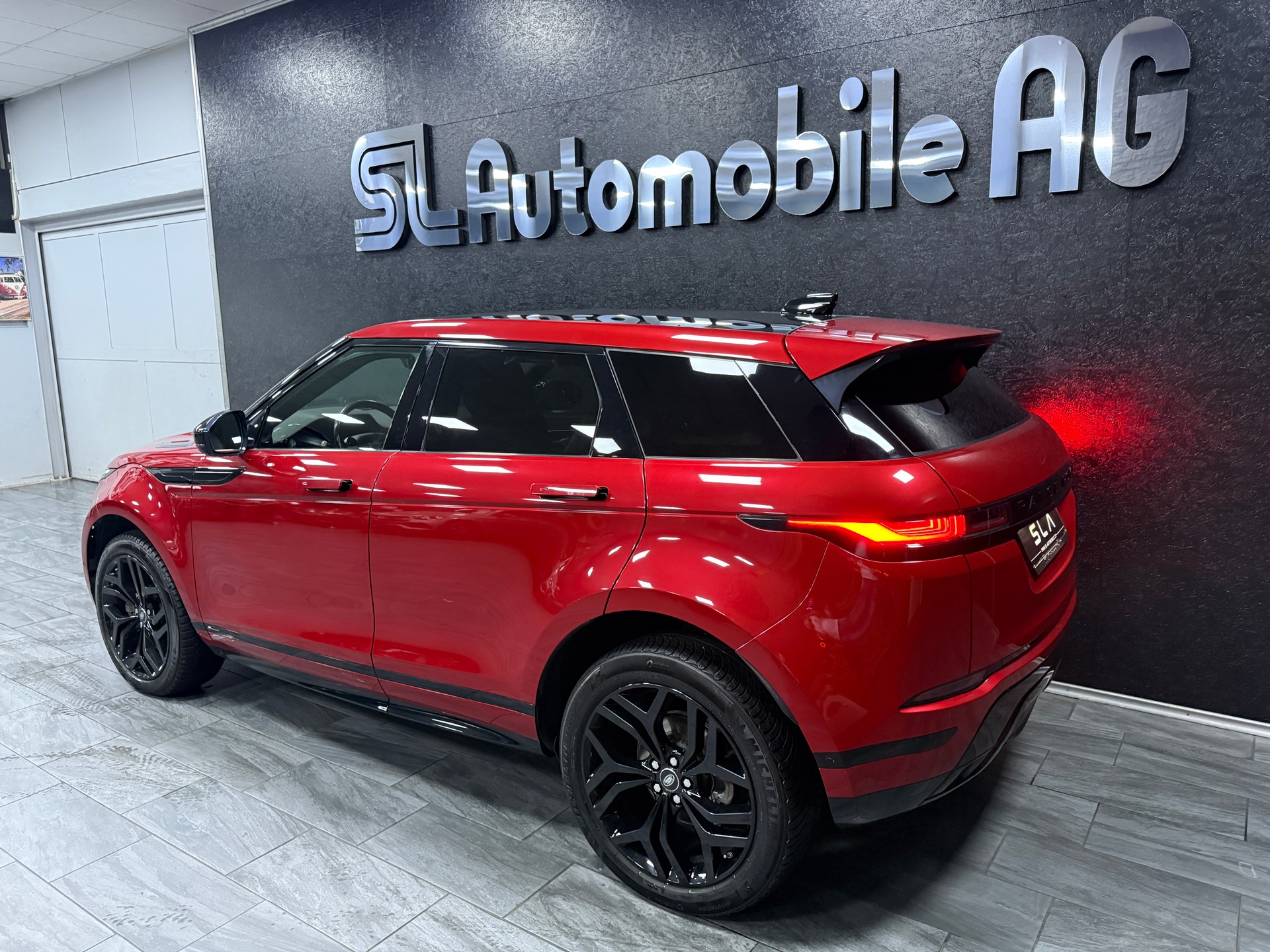 LAND ROVER Range Rover Evoque R-Dynamic P 200 HSE AT9 / CH Fz aus 1 Hand / Leasing ab 299.- / 12M Garantie-image-6