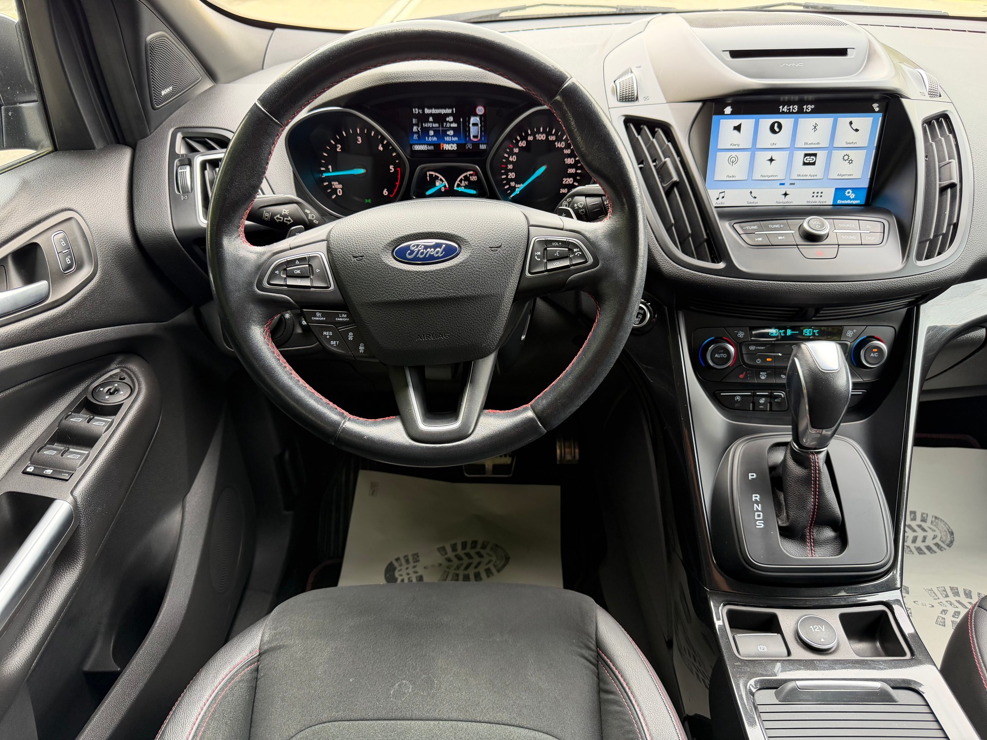 FORD Kuga 2.0 TDCi ST Line High 4WD PowerShift-image-9