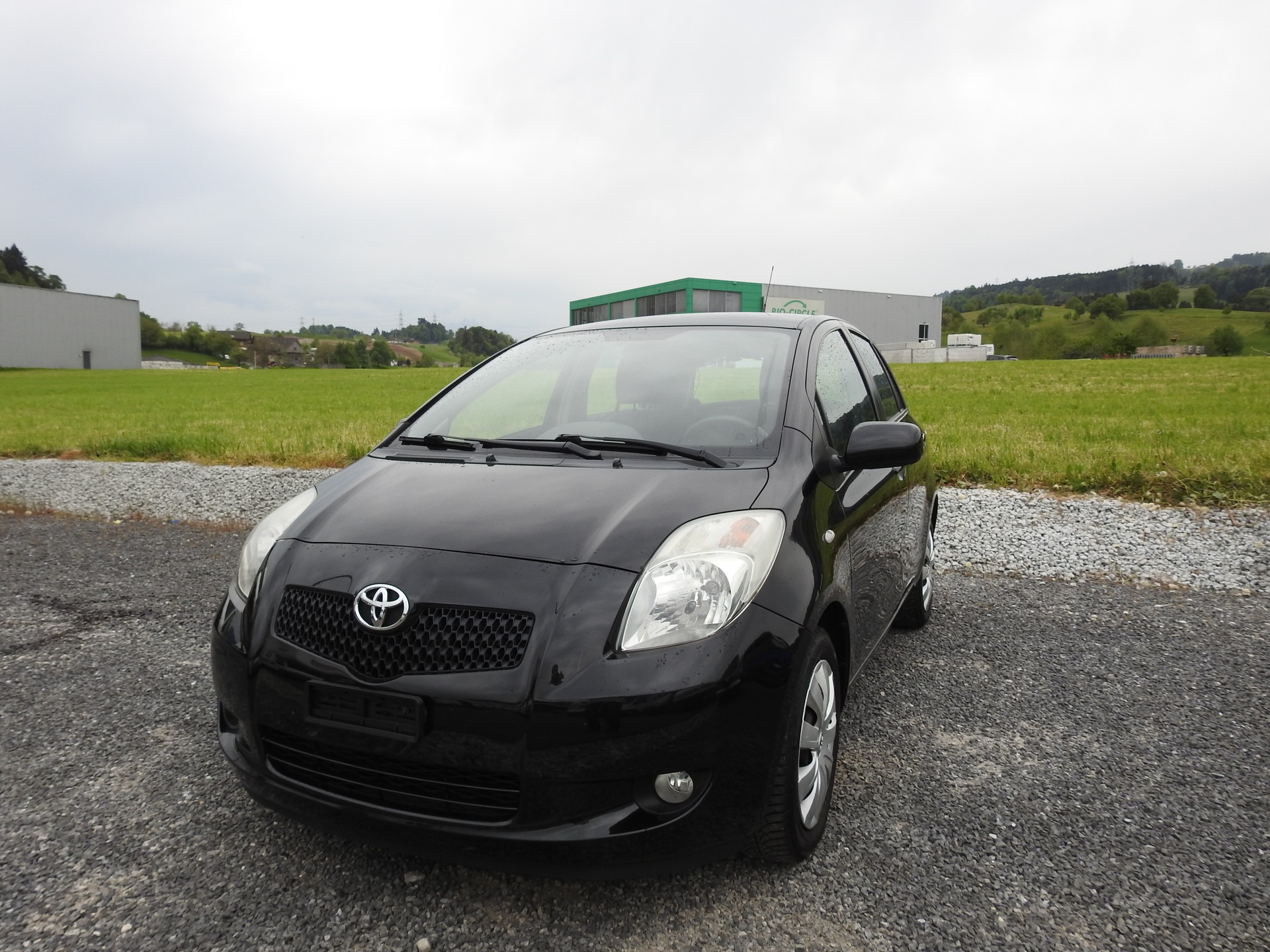 TOYOTA Yaris 1.3 City-image-0